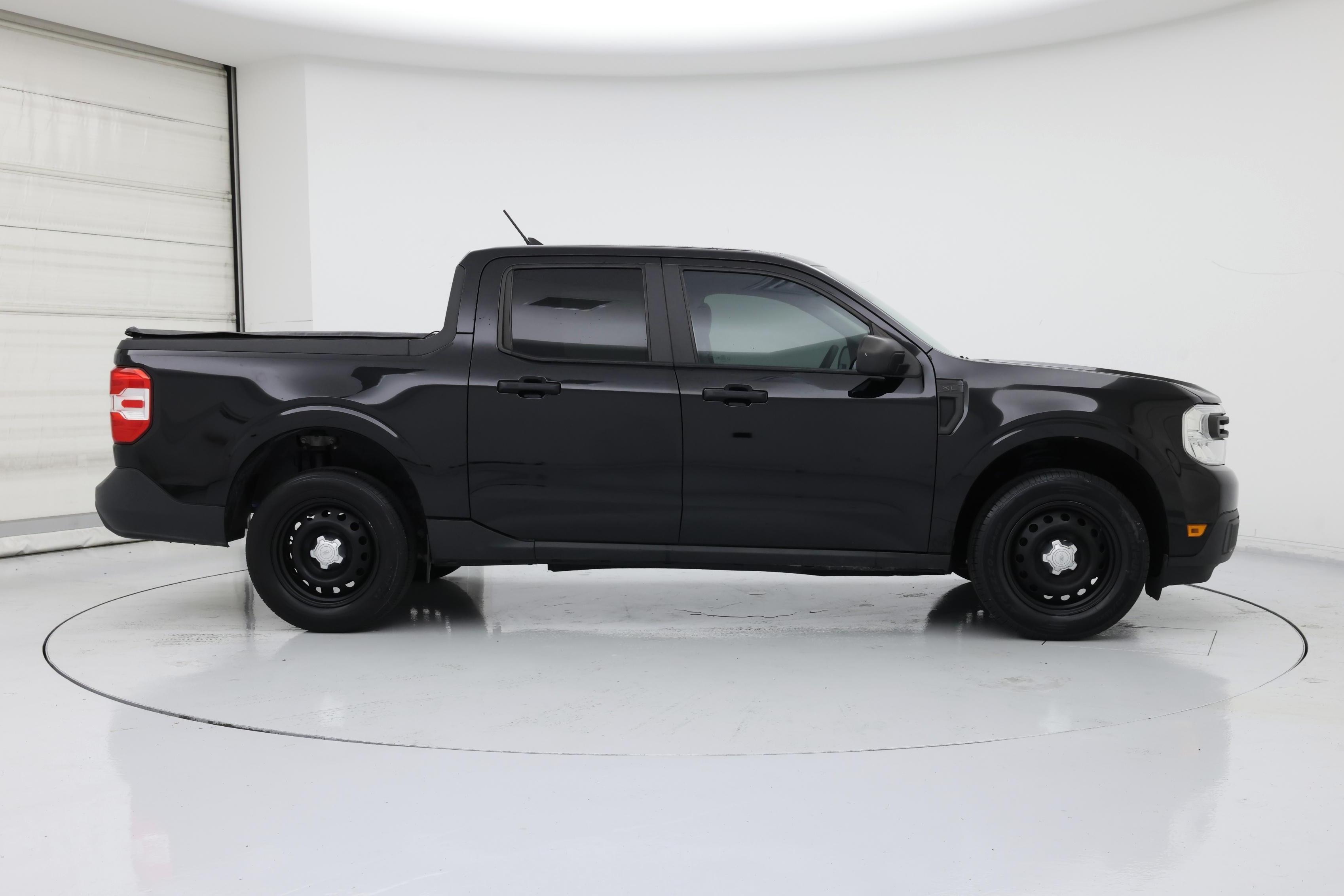 Thumbnail: 2022 Ford Maverick - 7