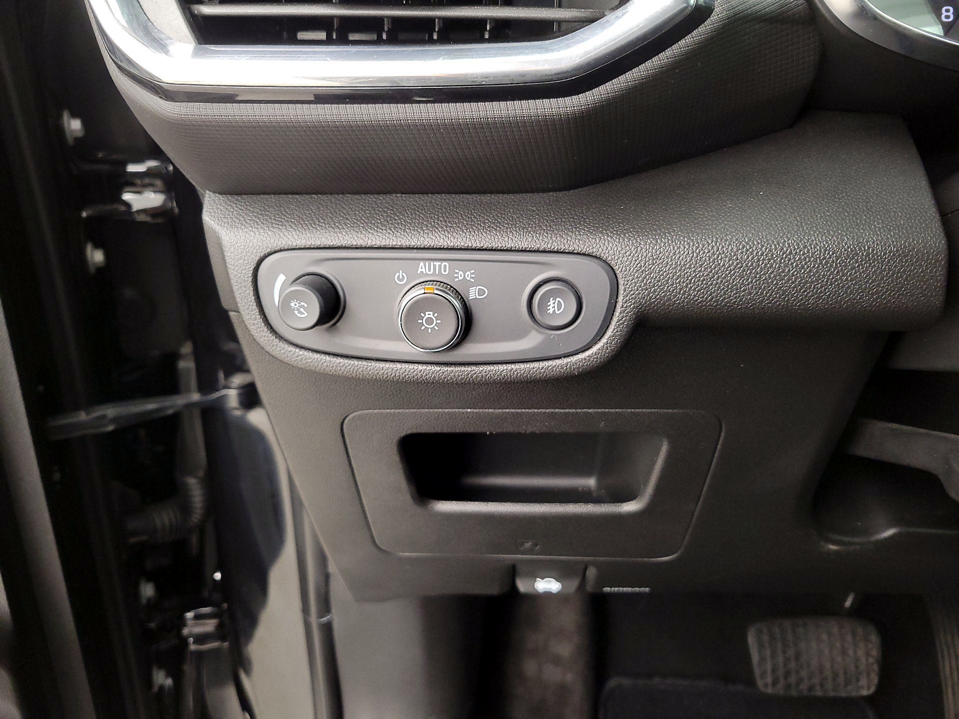 Thumbnail: 2021 Chevrolet TrailBlazer - 13