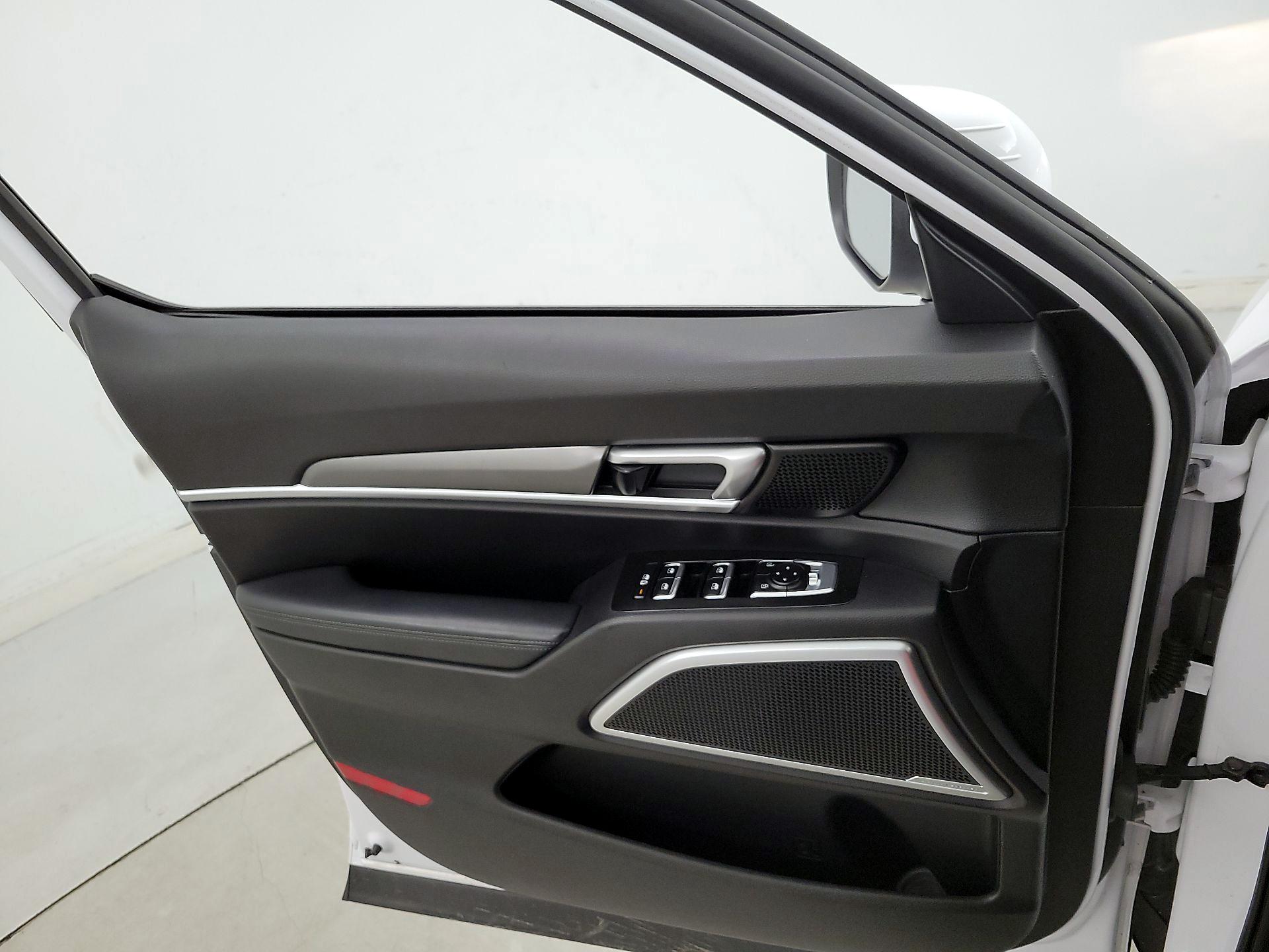 Thumbnail: 2021 Kia Telluride - 12