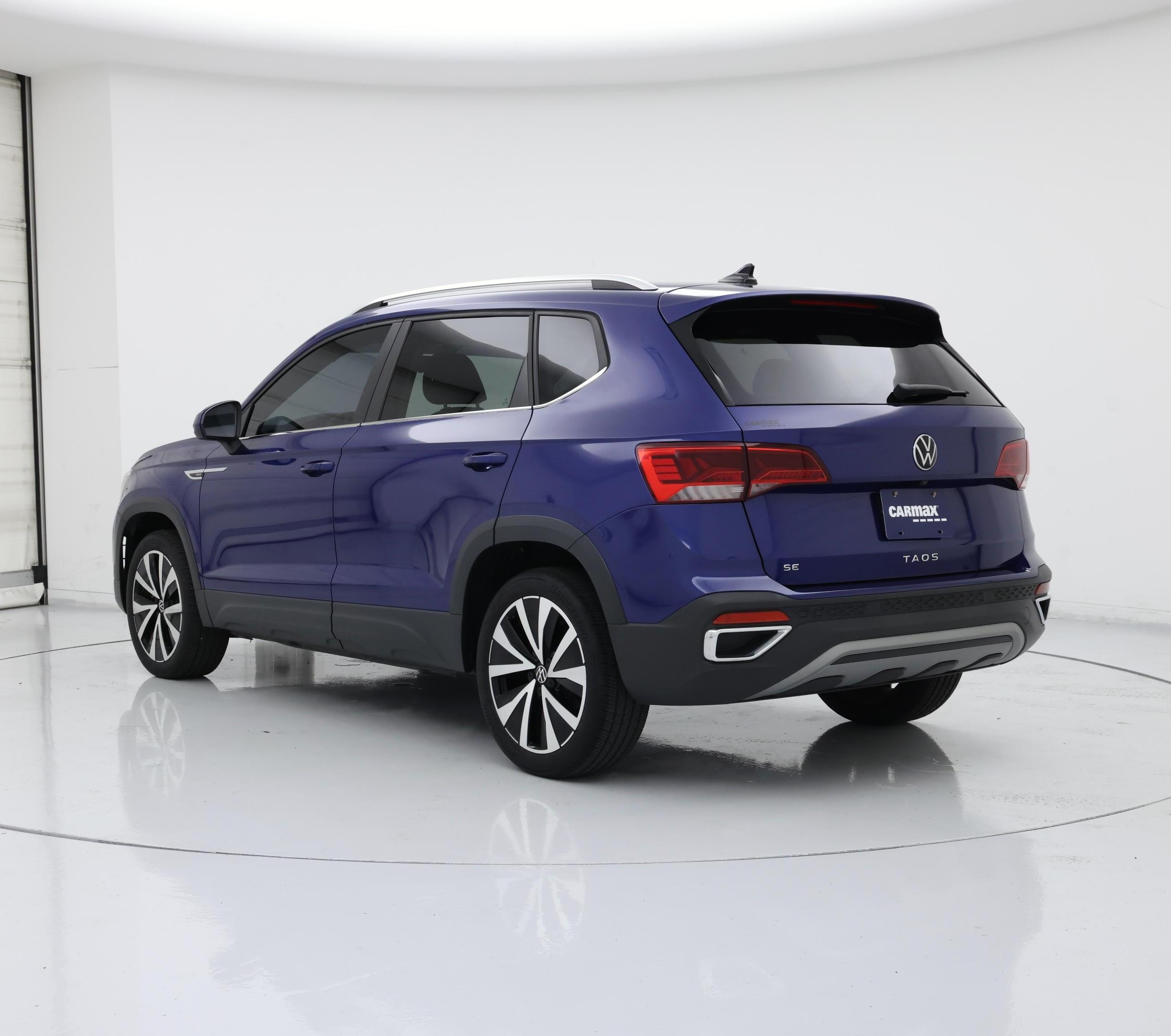 Thumbnail: 2022 Volkswagen Taos - 2