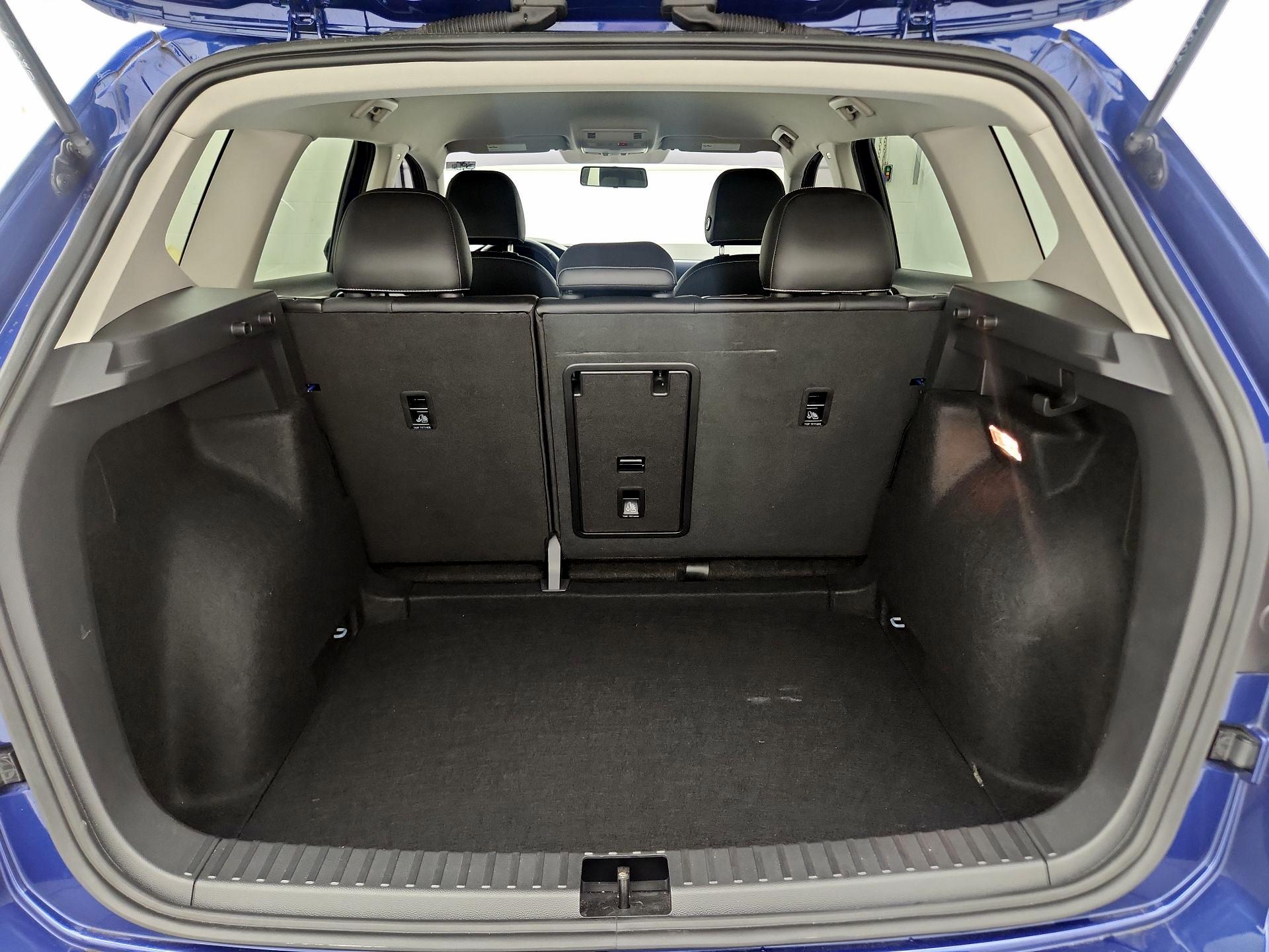 Thumbnail: 2022 Volkswagen Taos - 20