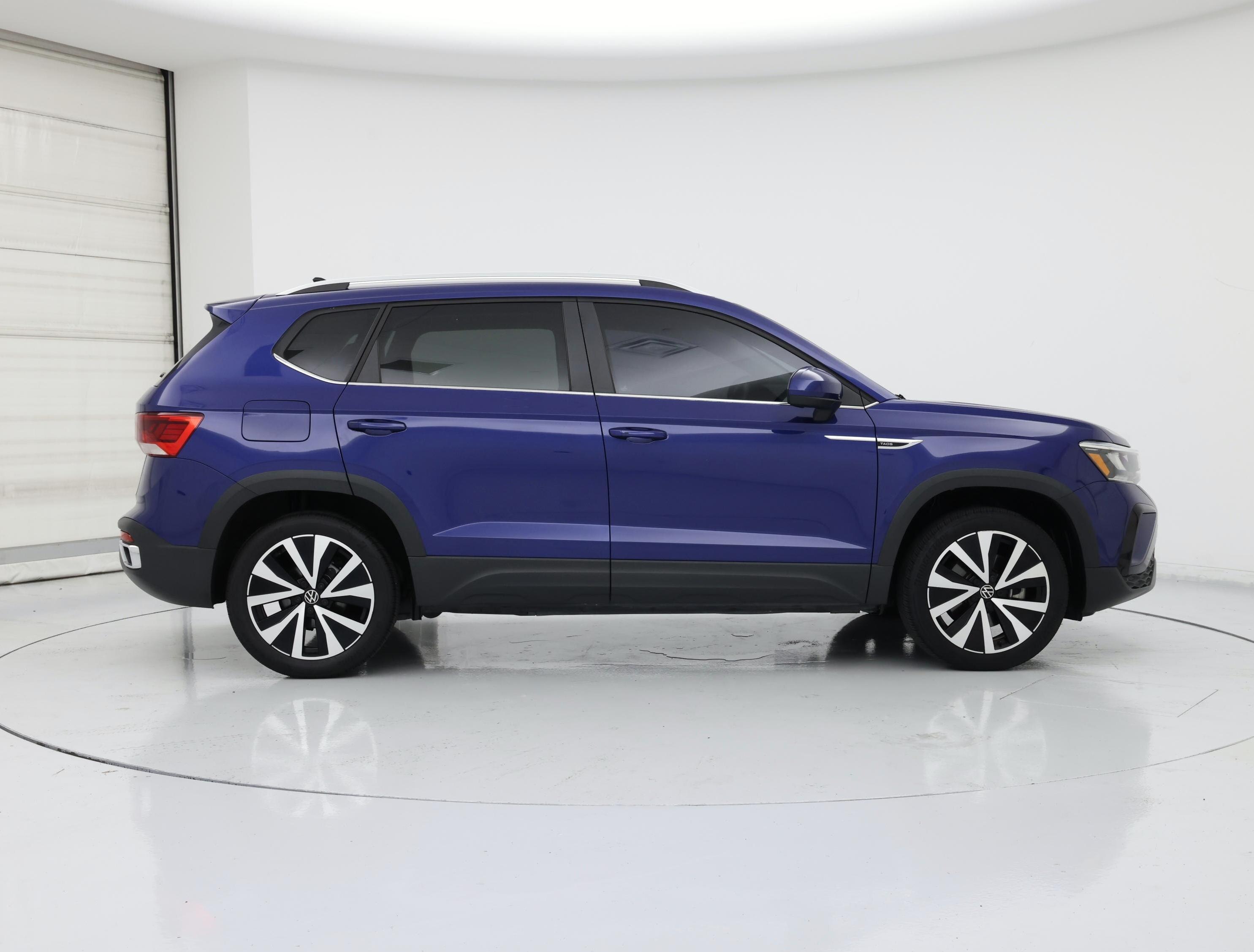 Thumbnail: 2022 Volkswagen Taos - 7