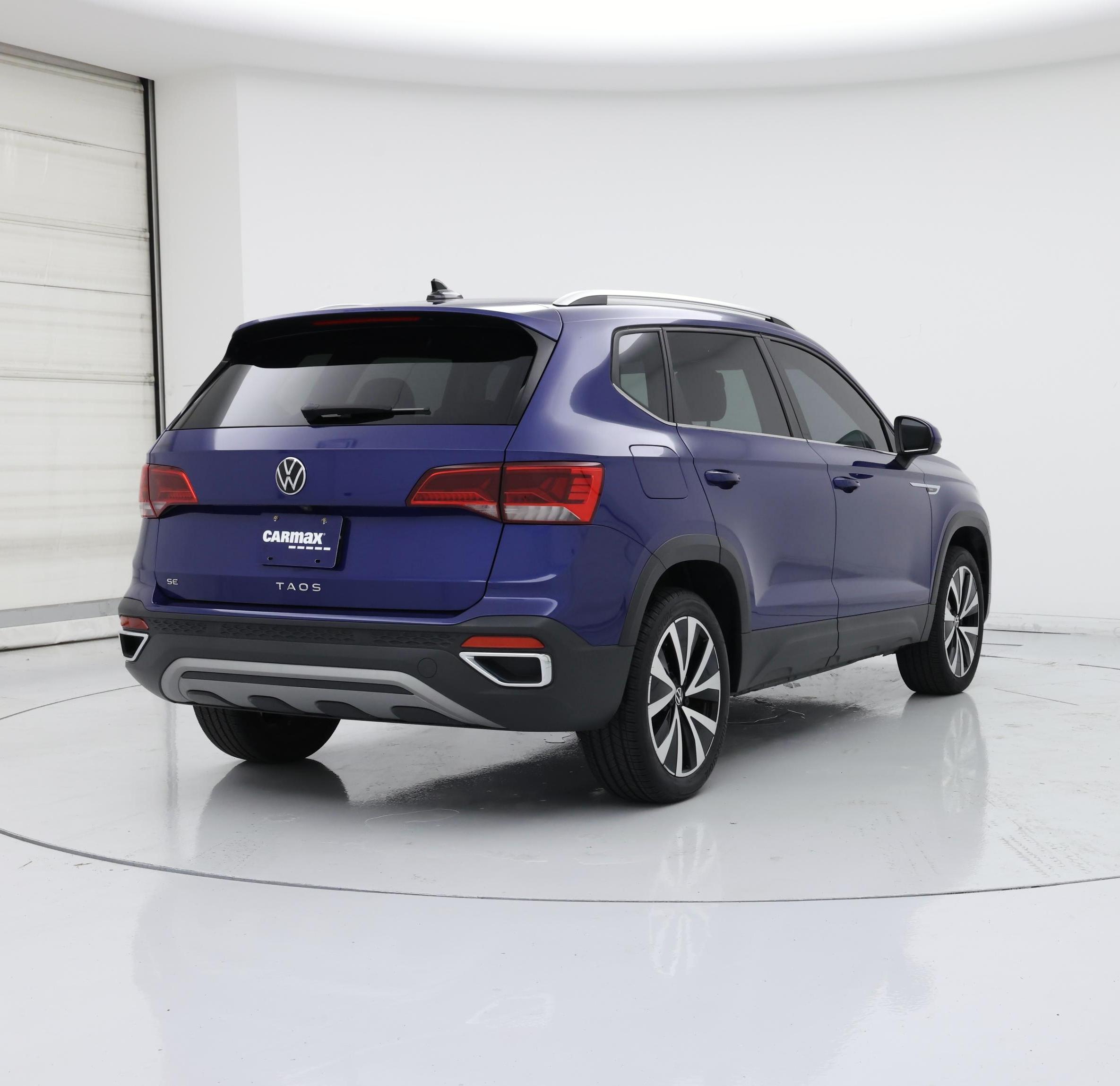 Thumbnail: 2022 Volkswagen Taos - 8