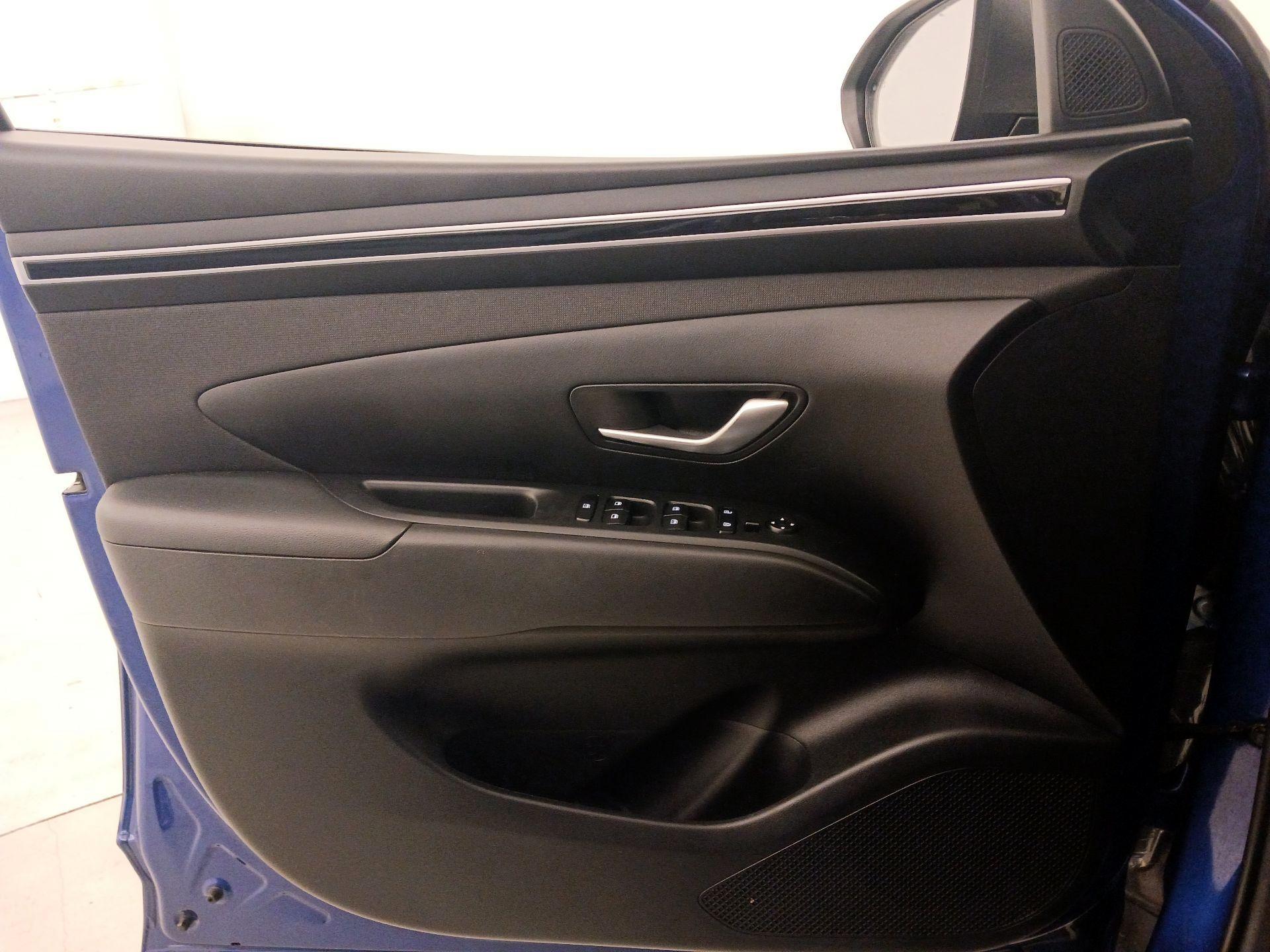 Thumbnail: 2023 Hyundai Tucson - 12