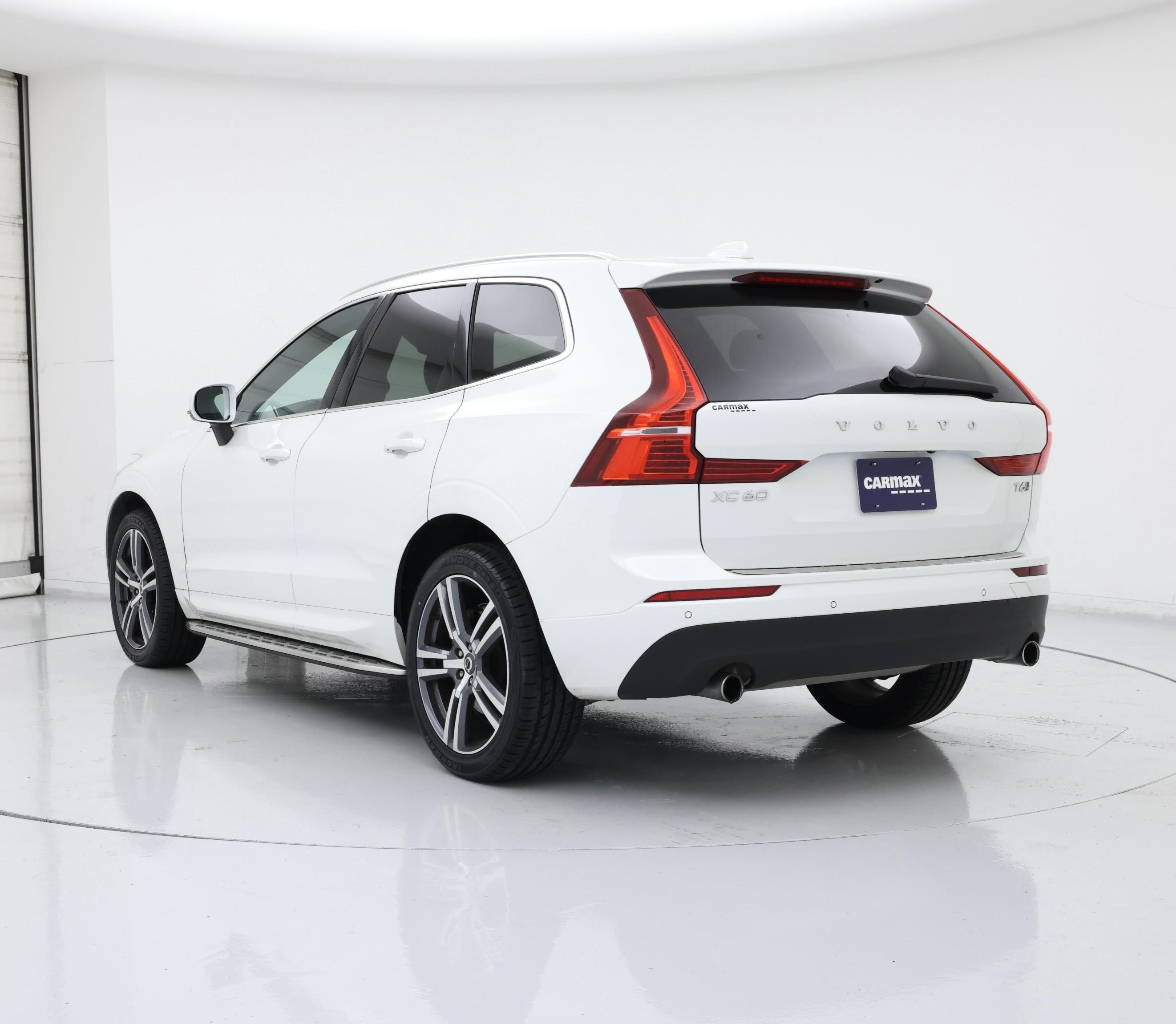 Thumbnail: 2021 Volvo XC60 - 2