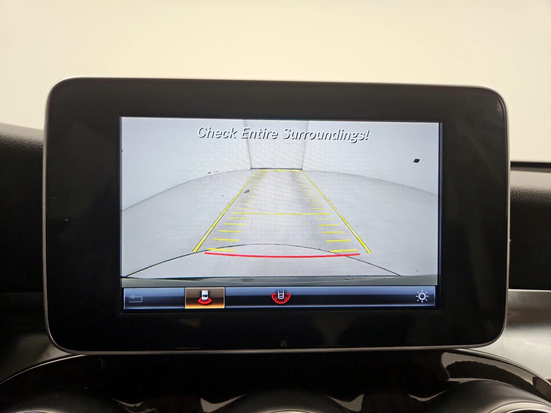 Thumbnail: 2019 Mercedes-Benz GLC - 14