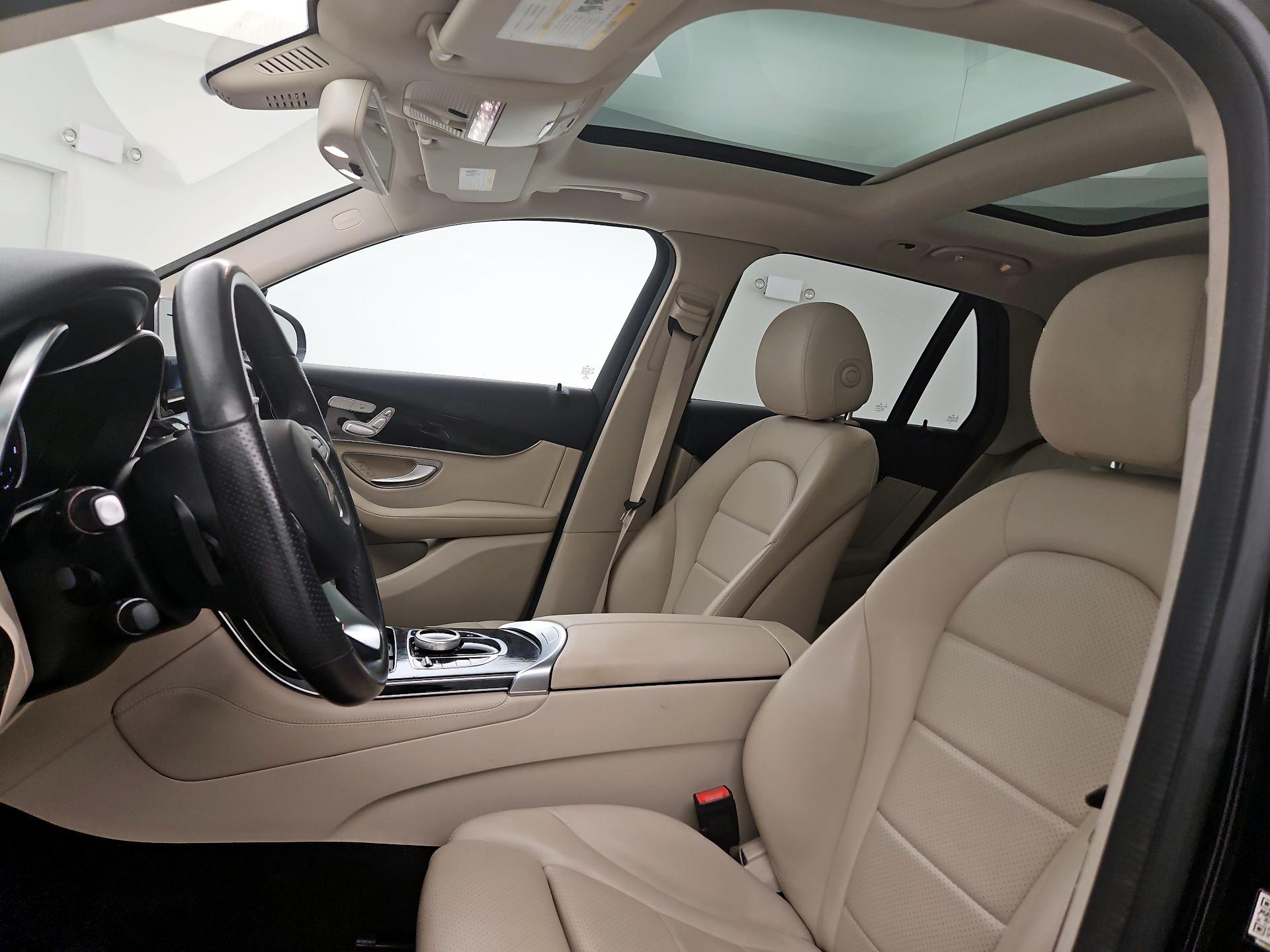 Thumbnail: 2019 Mercedes-Benz GLC - 19