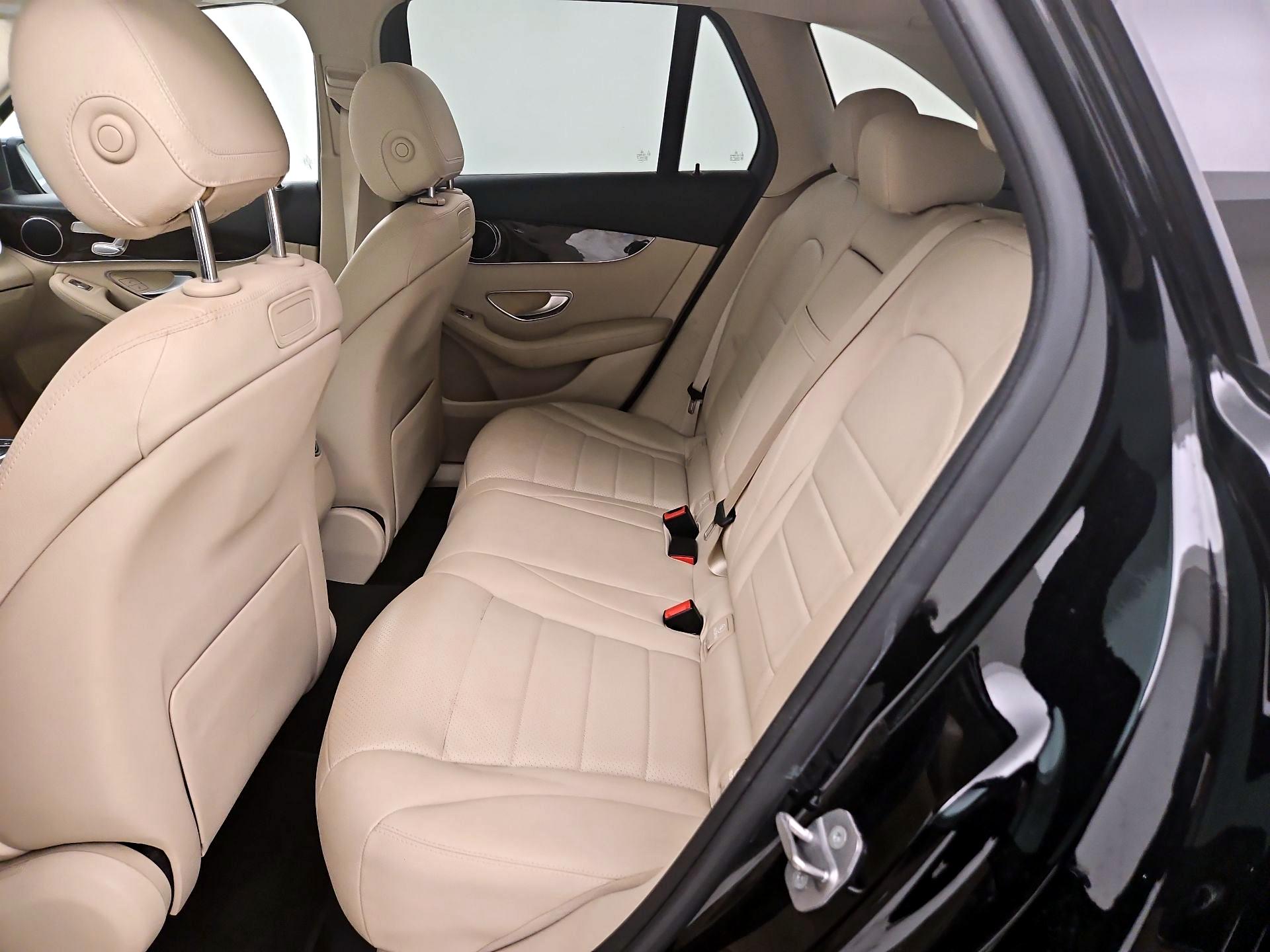 Thumbnail: 2019 Mercedes-Benz GLC - 20