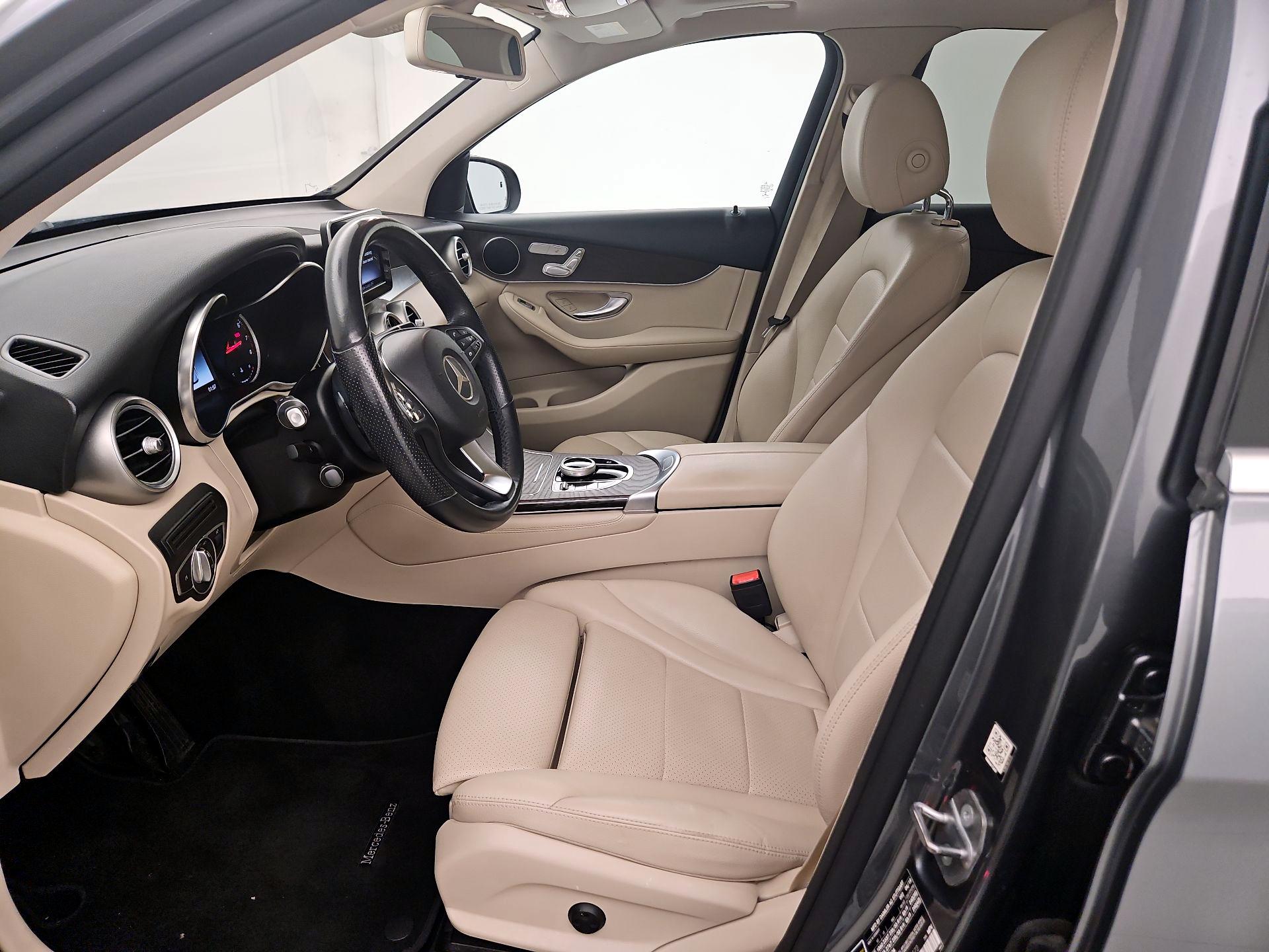 Thumbnail: 2019 Mercedes-Benz GLC - 11