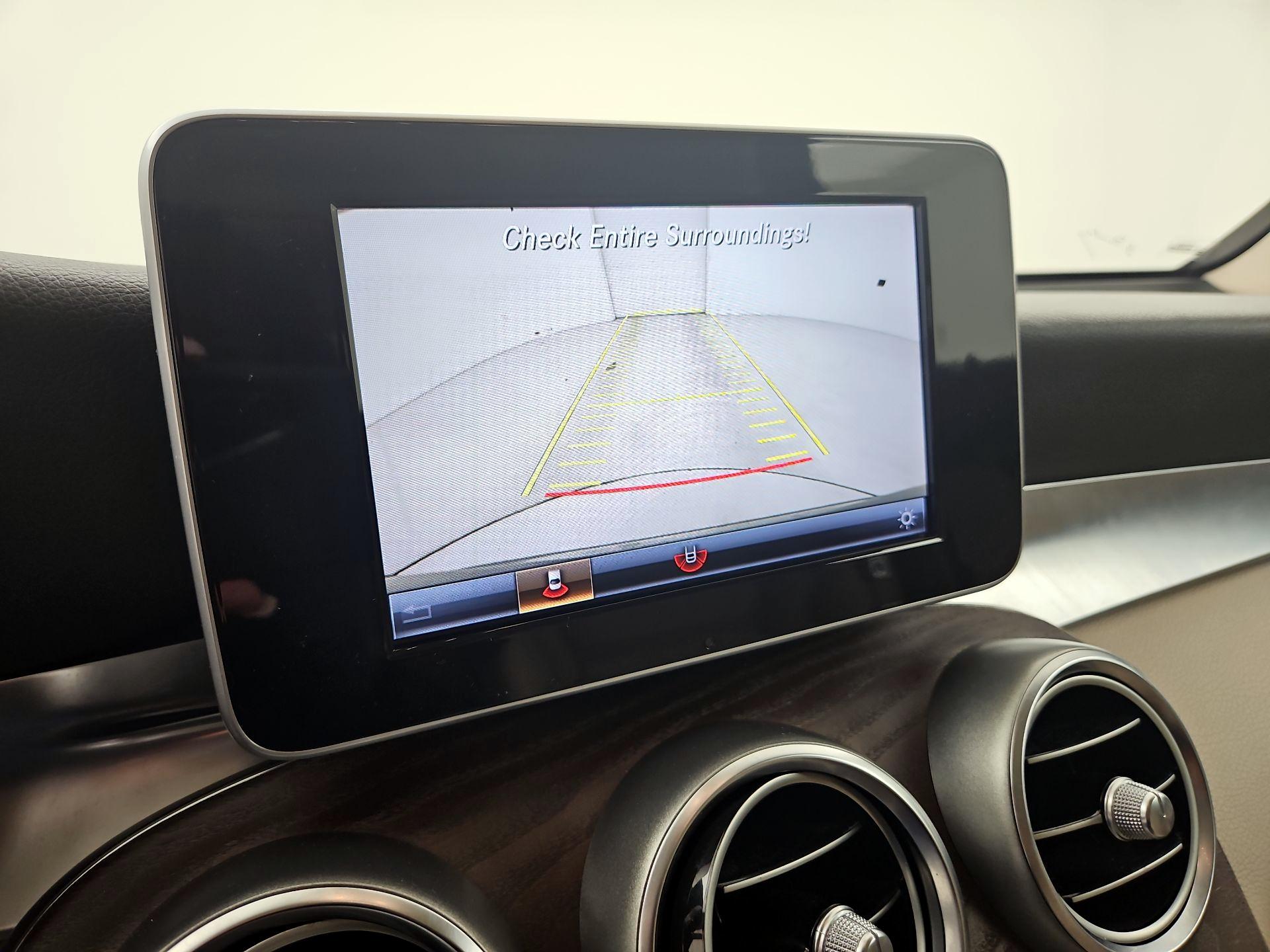 Thumbnail: 2019 Mercedes-Benz GLC - 14