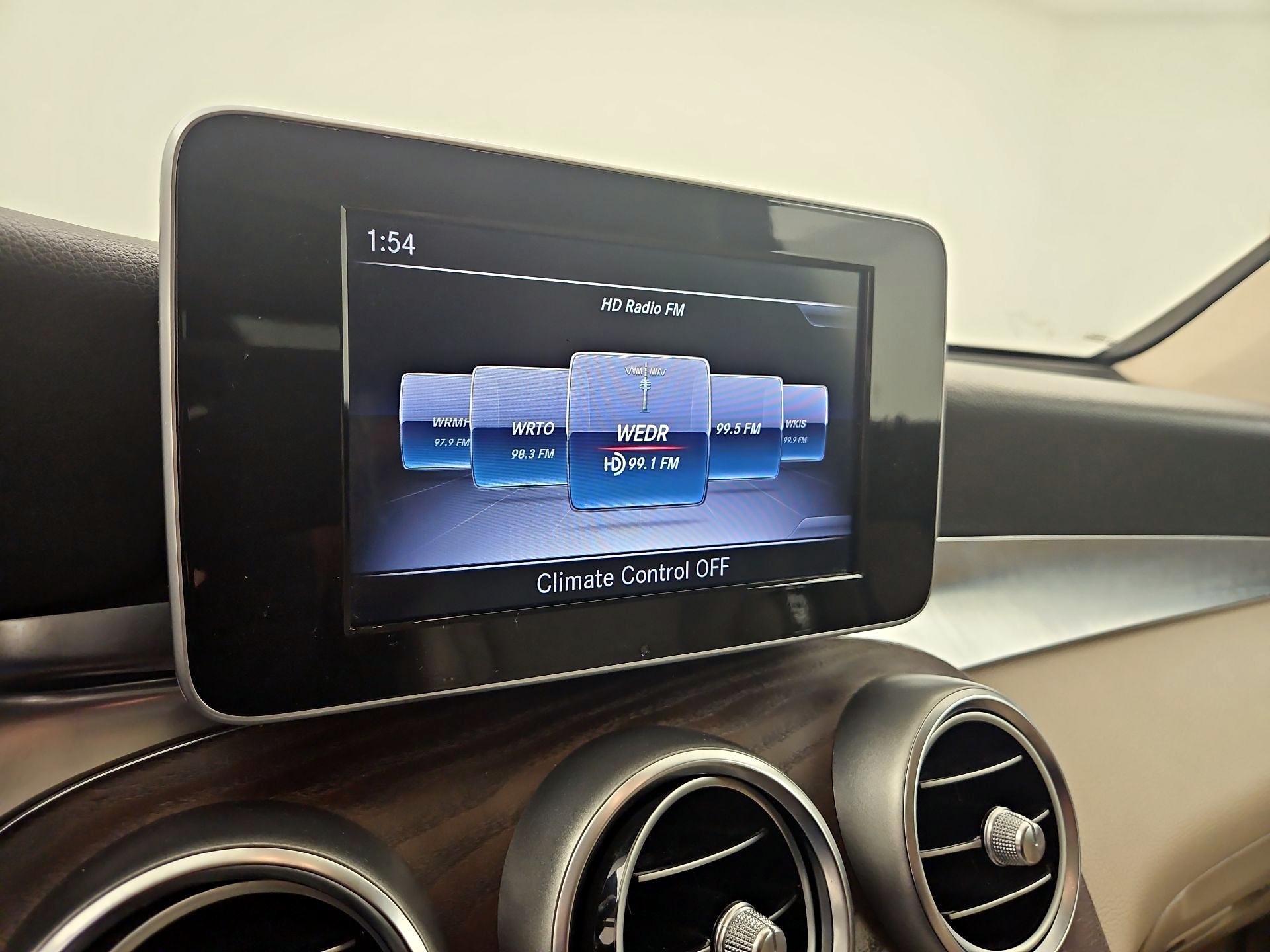 Thumbnail: 2019 Mercedes-Benz GLC - 15