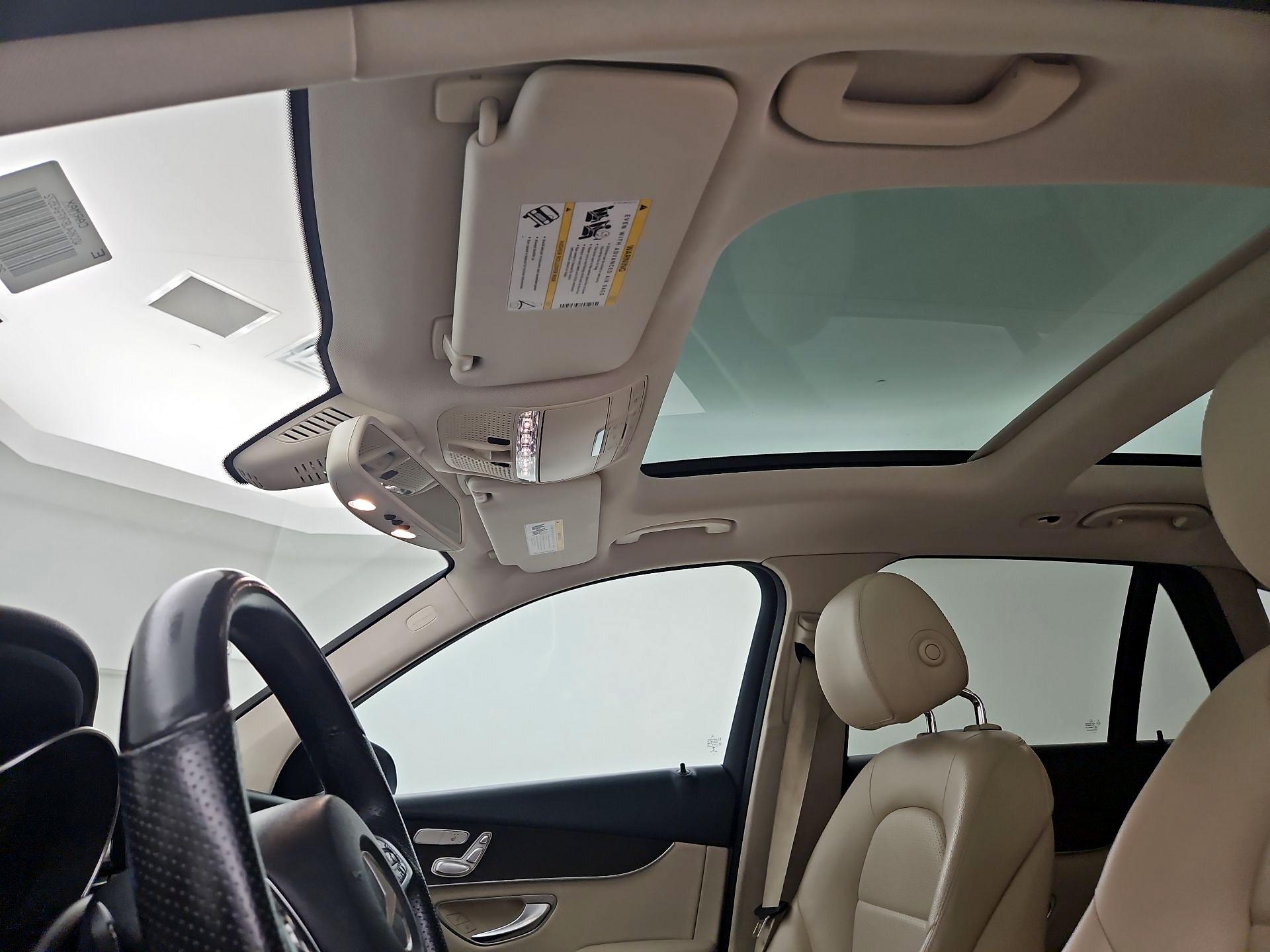 Thumbnail: 2019 Mercedes-Benz GLC - 19