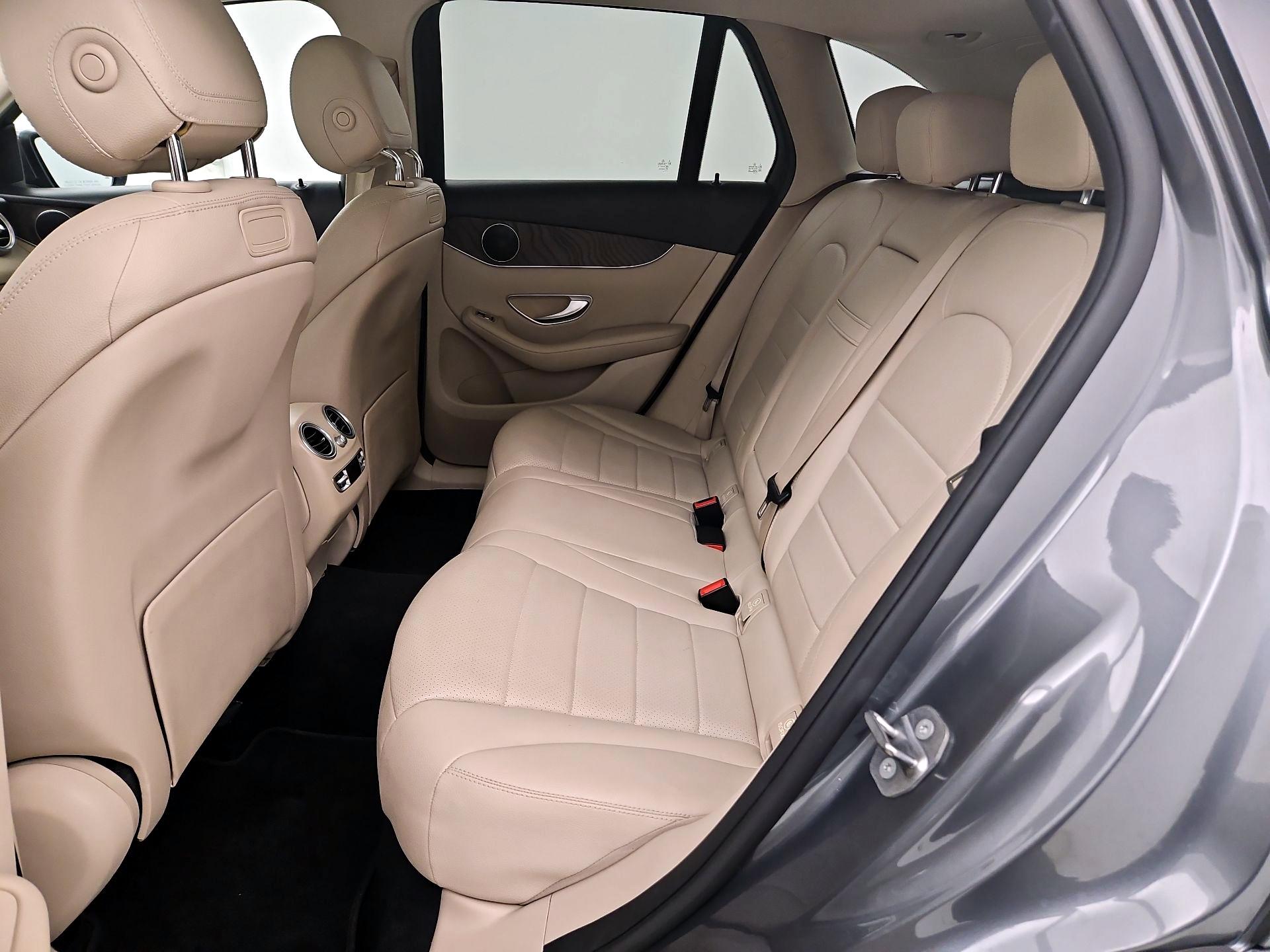 Thumbnail: 2019 Mercedes-Benz GLC - 20