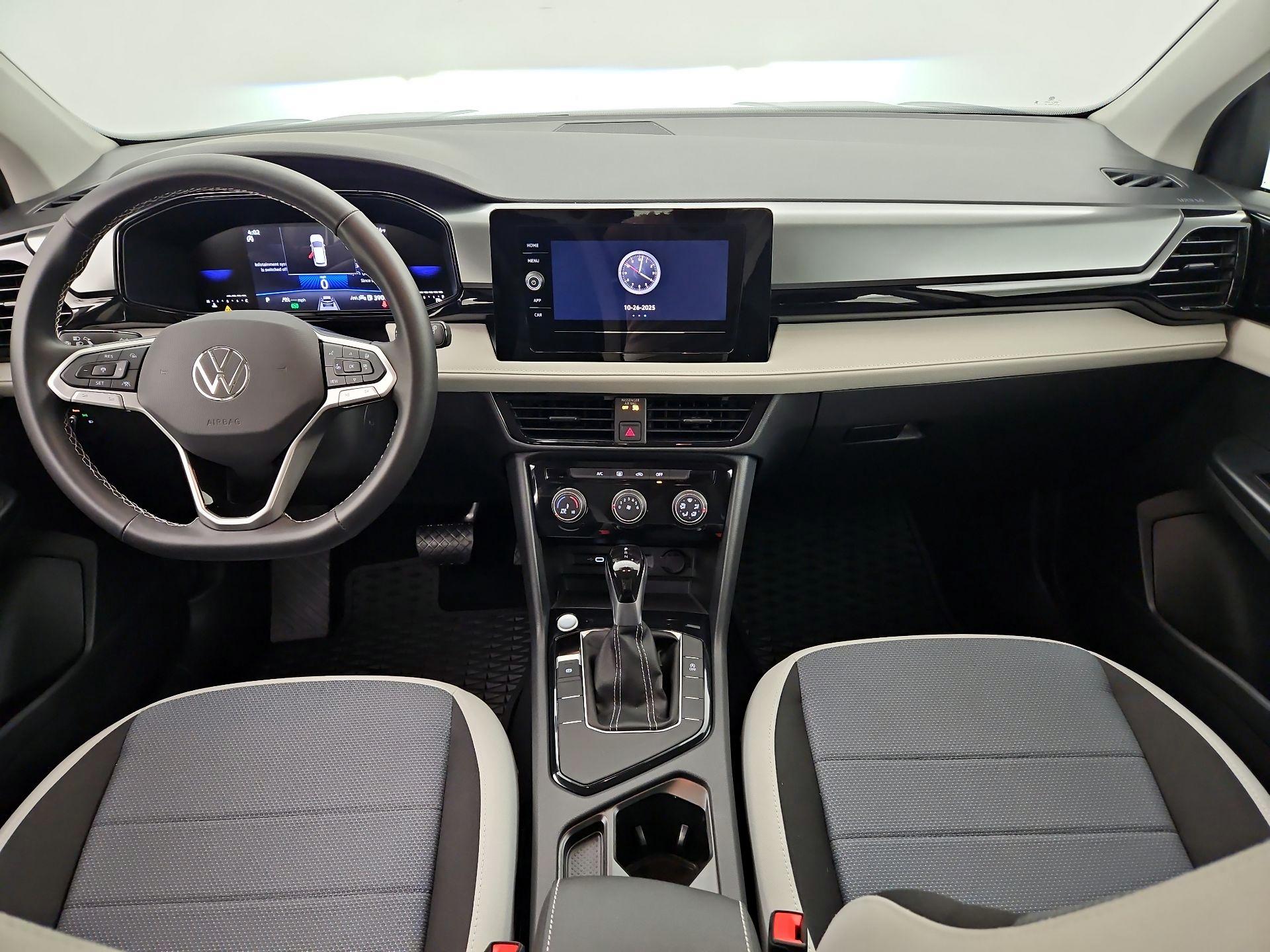 Thumbnail: 2025 Volkswagen Taos - 9