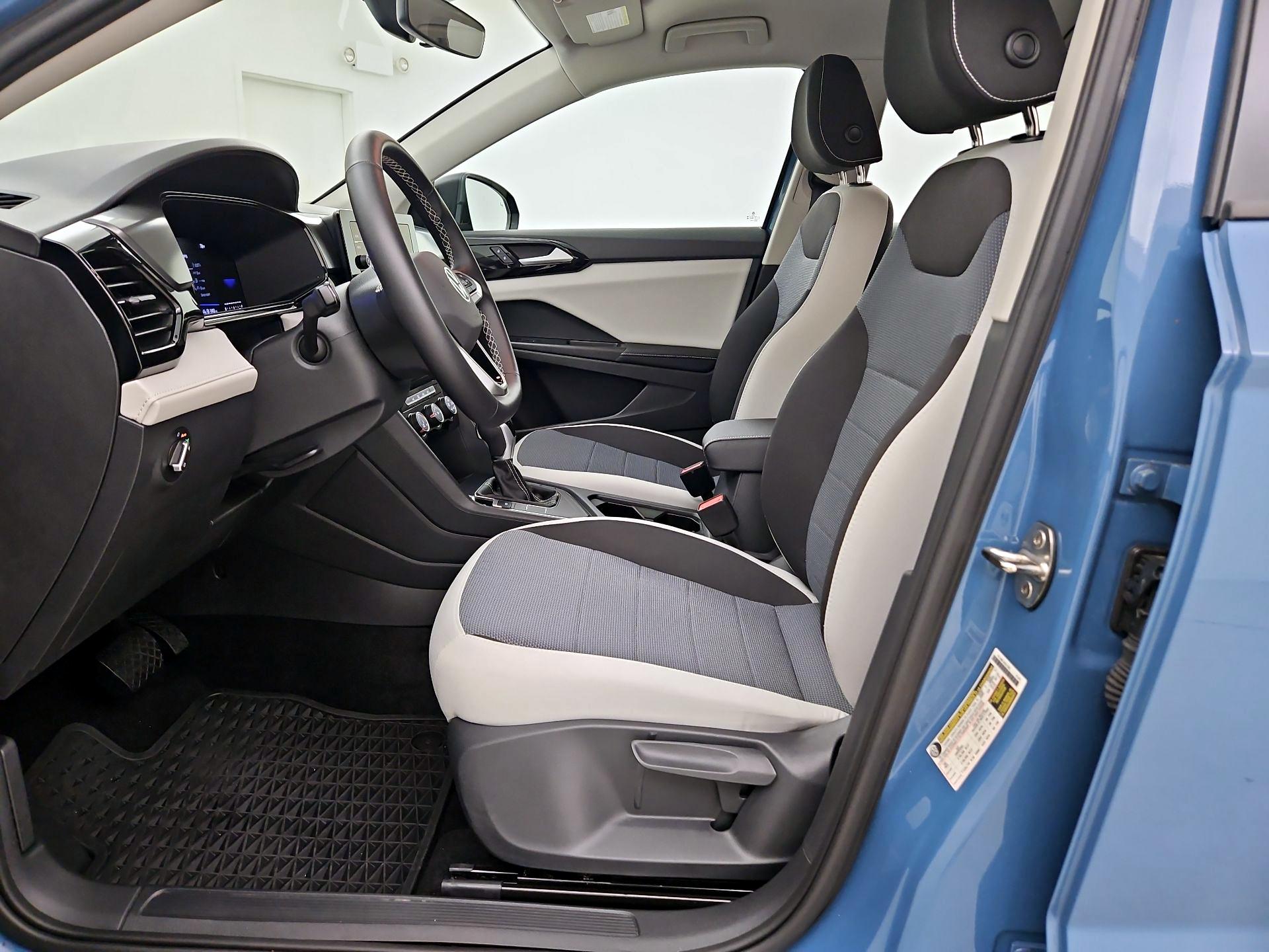 Thumbnail: 2025 Volkswagen Taos - 11