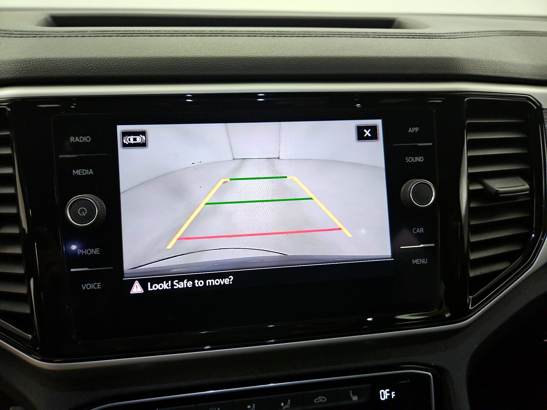 Thumbnail: 2022 Volkswagen Atlas - 14