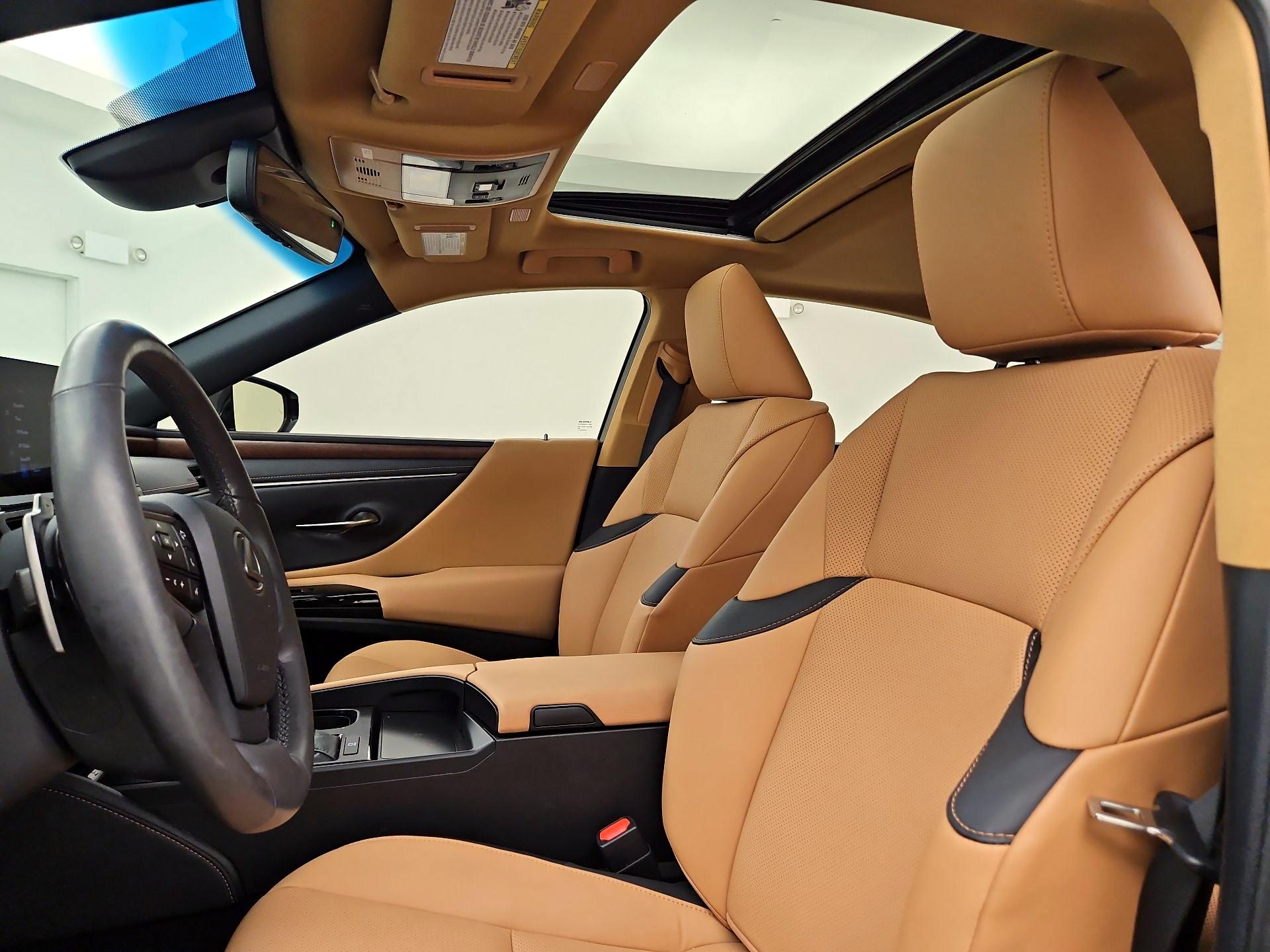 Thumbnail: 2023 Lexus ES - 19