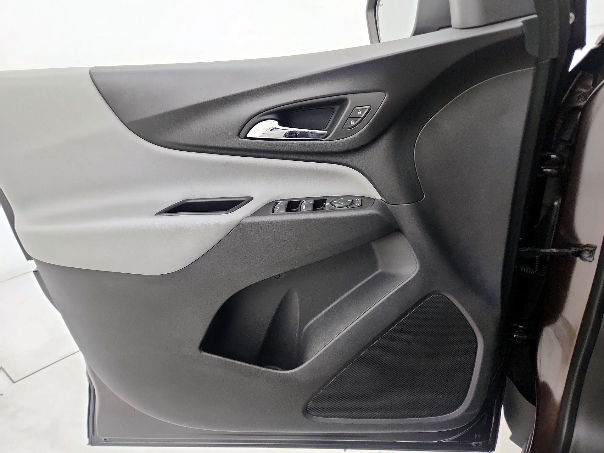 Thumbnail: 2020 Chevrolet Equinox - 12