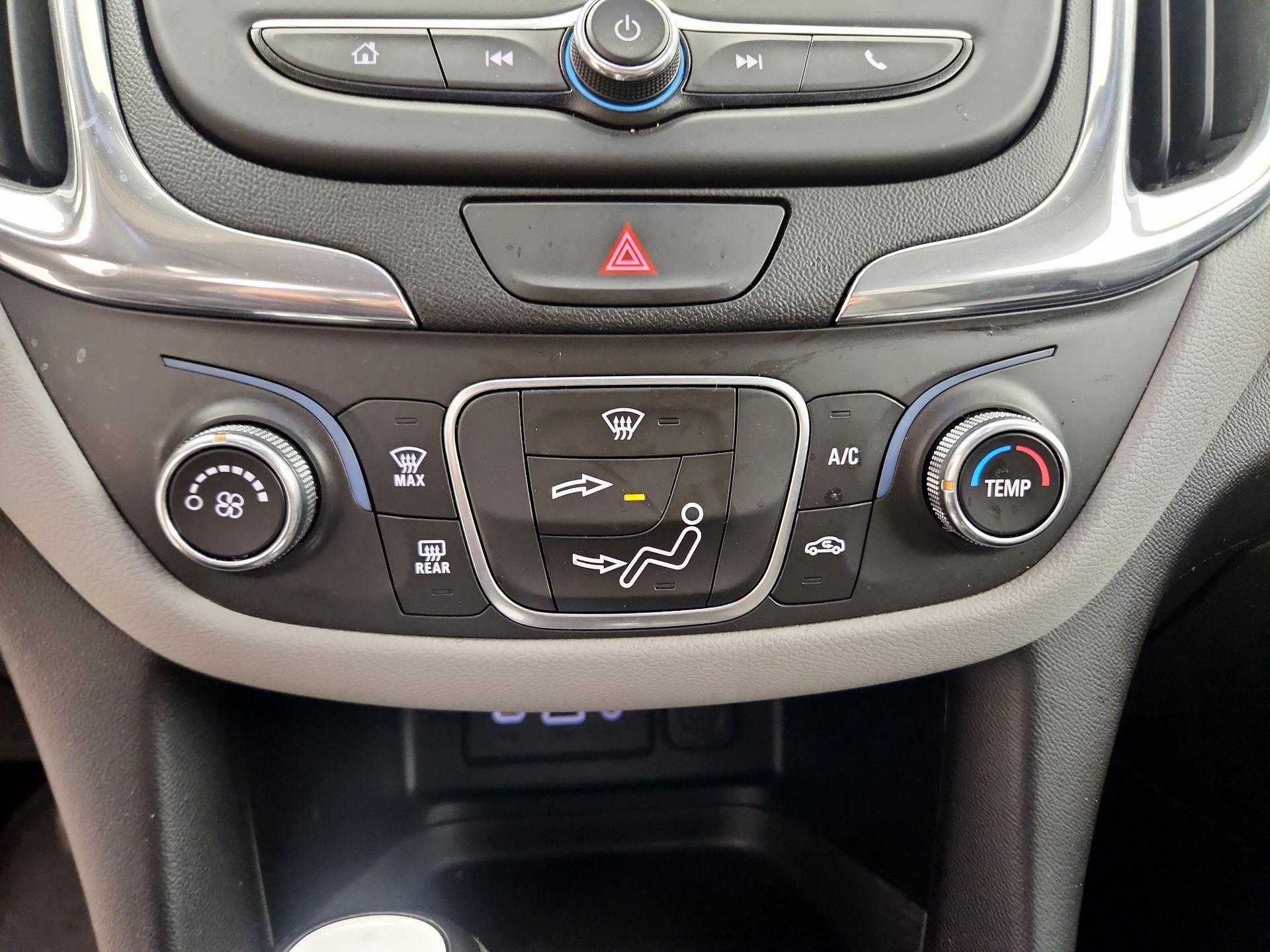 Thumbnail: 2020 Chevrolet Equinox - 16