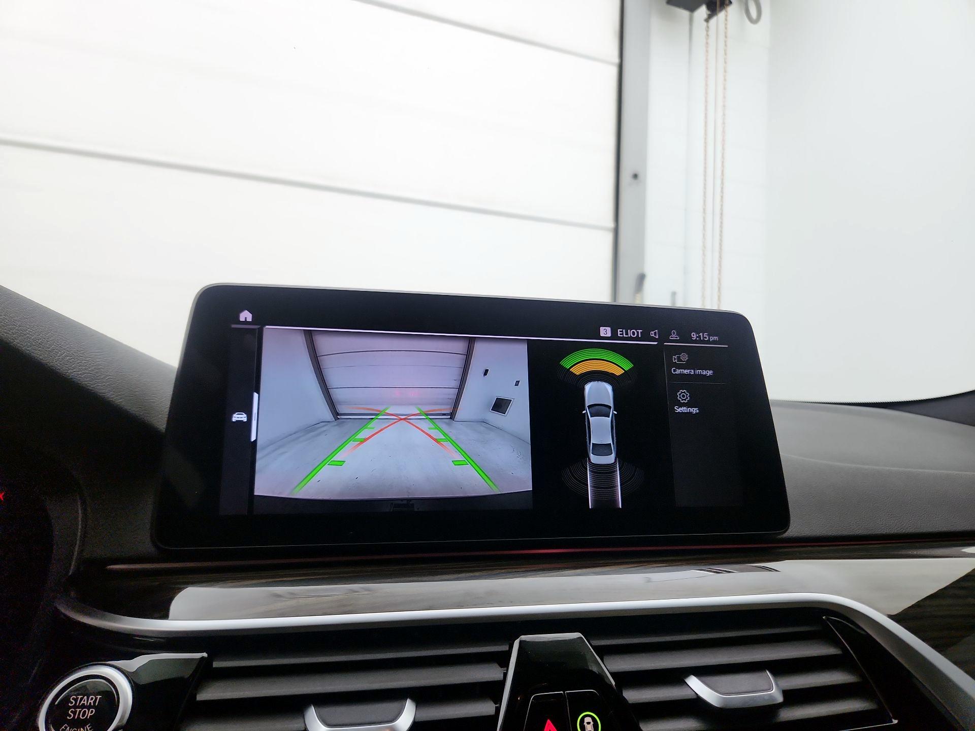 Thumbnail: 2021 BMW 5 Series - 15