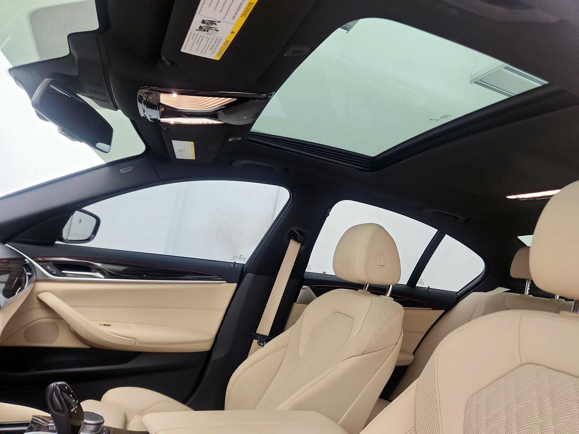 Thumbnail: 2021 BMW 5 Series - 19