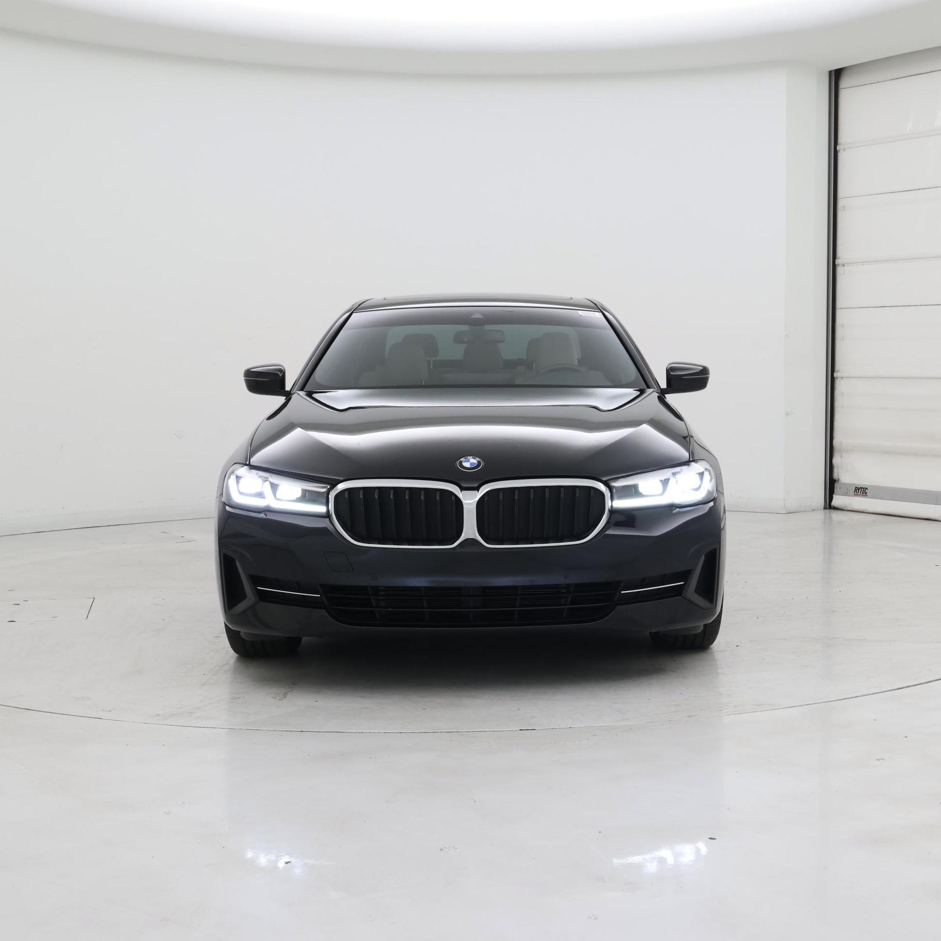 Thumbnail: 2021 BMW 5 Series - 5