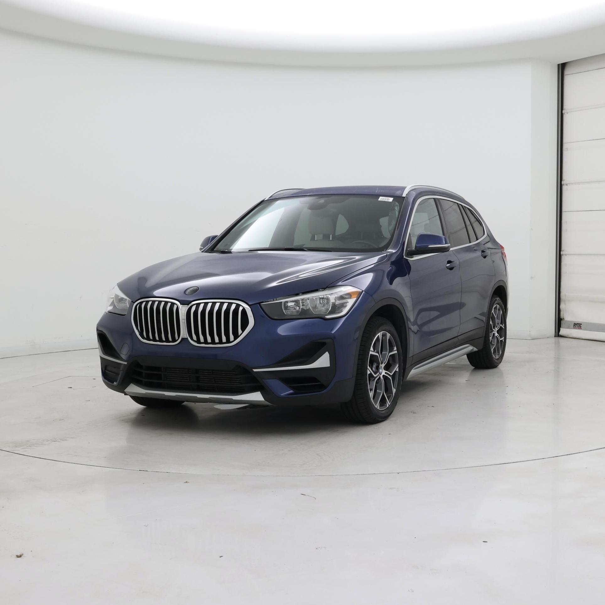 Thumbnail: 2021 BMW X1 - 4