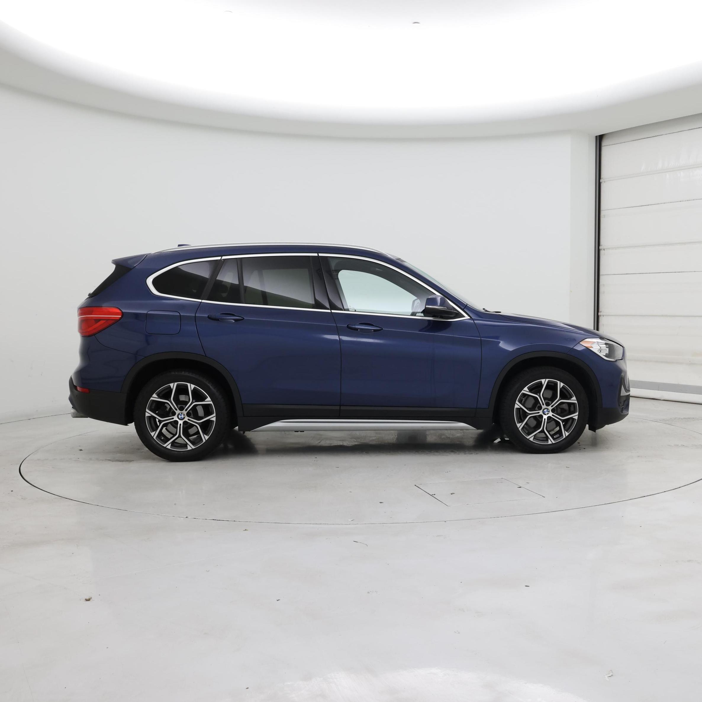 Thumbnail: 2021 BMW X1 - 7