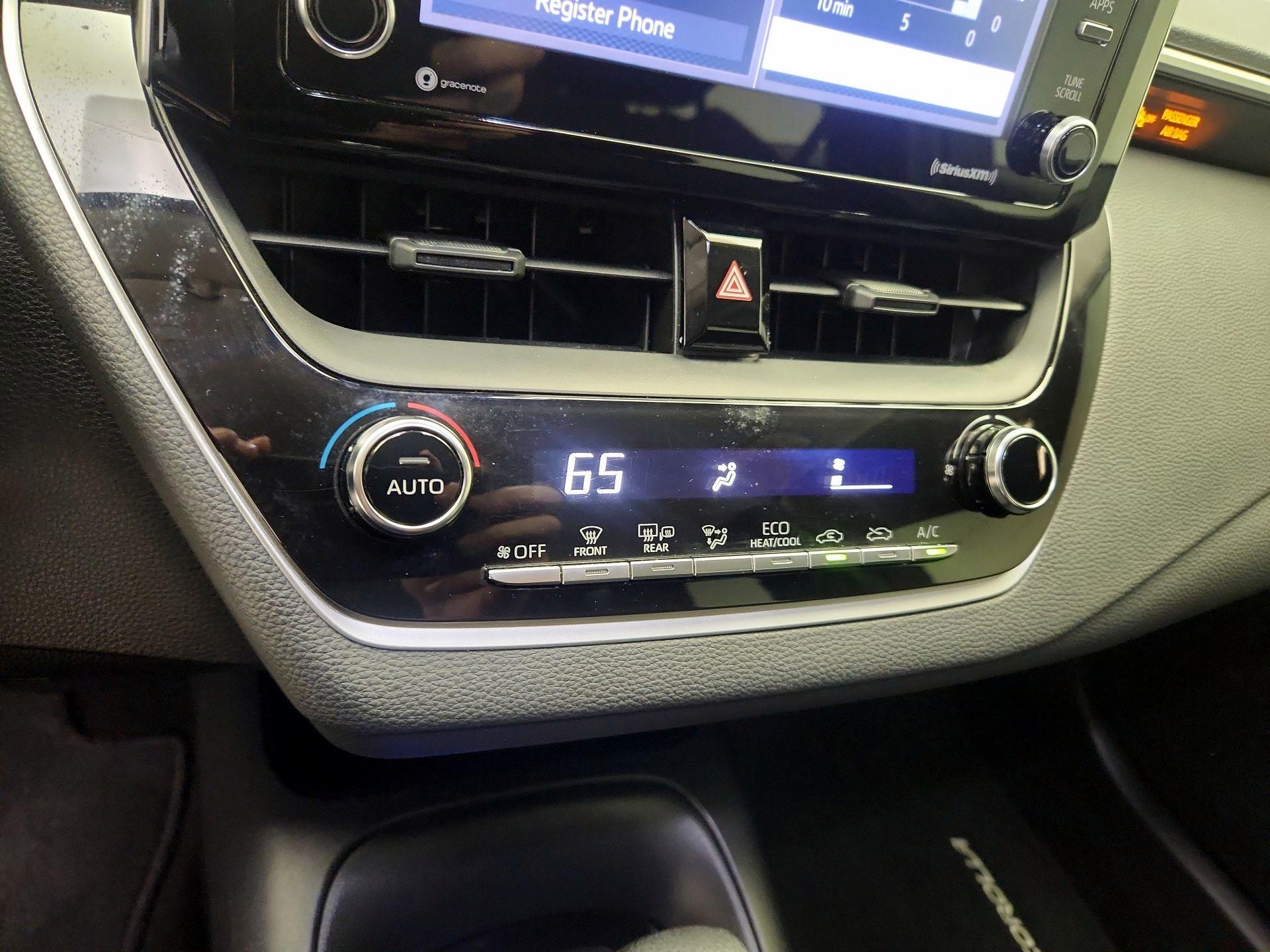 Thumbnail: 2021 Toyota Corolla - 16