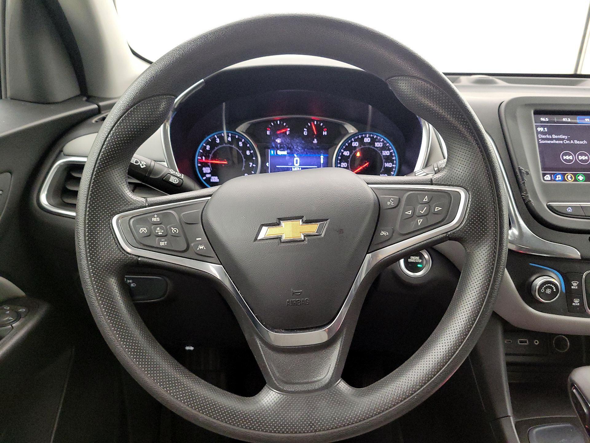 Thumbnail: 2022 Chevrolet Equinox - 10