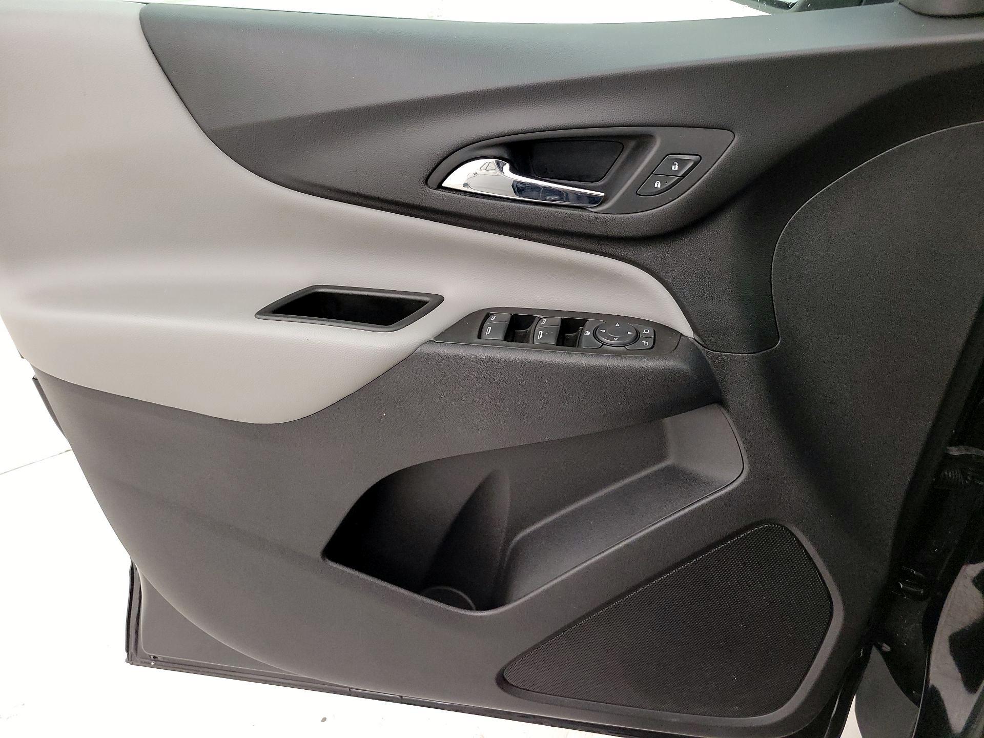 Thumbnail: 2022 Chevrolet Equinox - 12