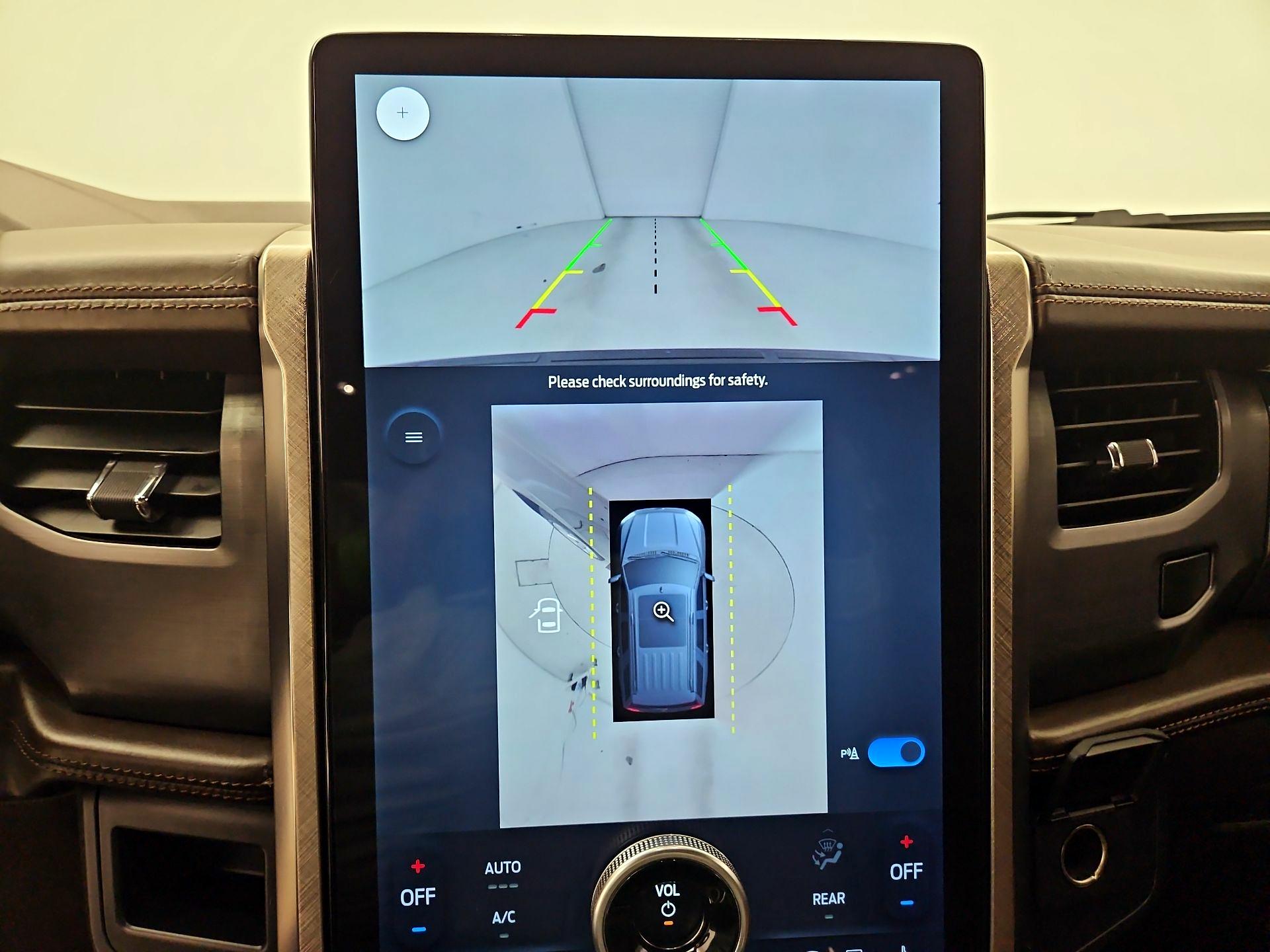 Thumbnail: 2022 Ford Expedition MAX - 15