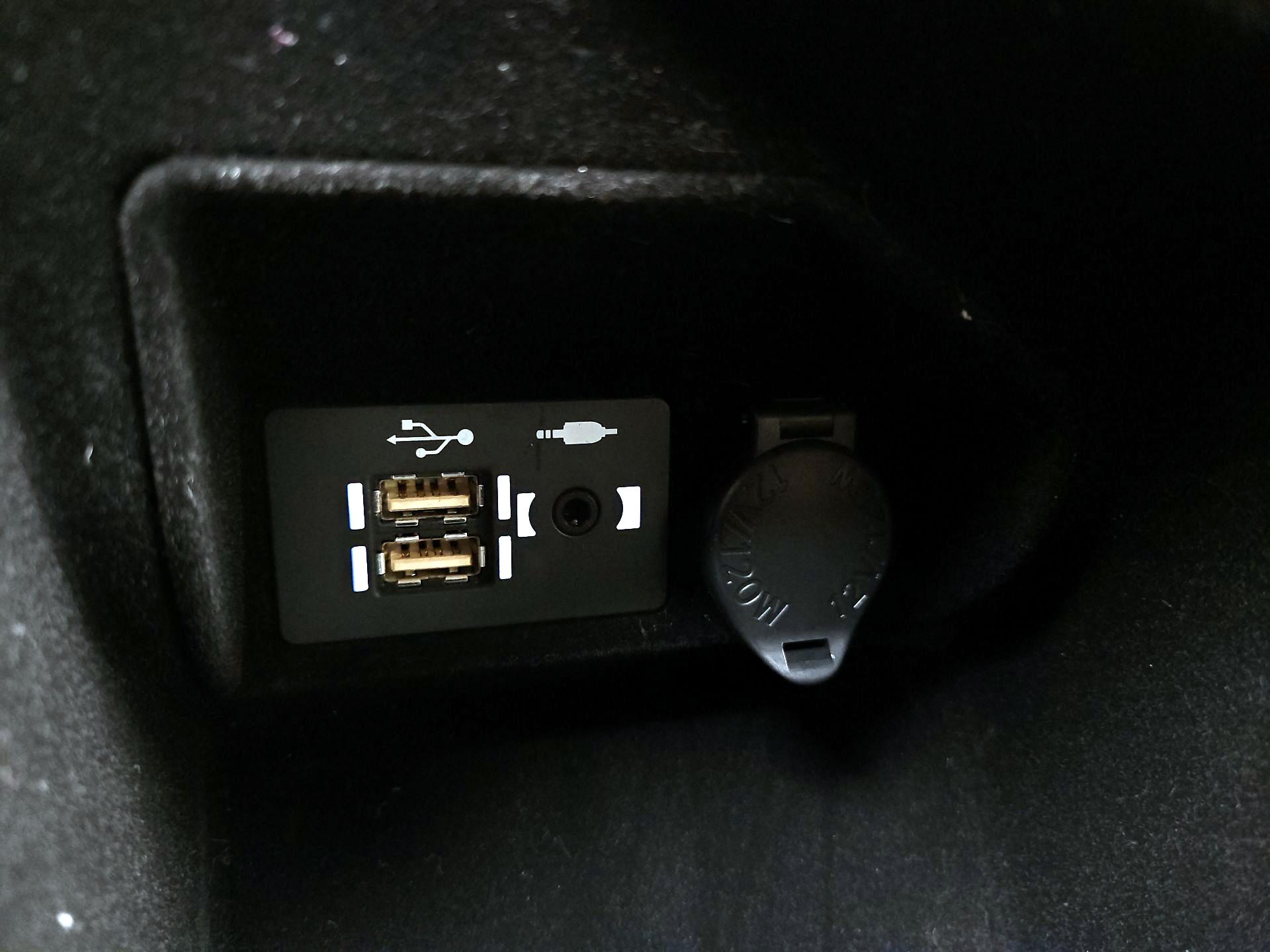 Thumbnail: 2023 Lexus IS - 18