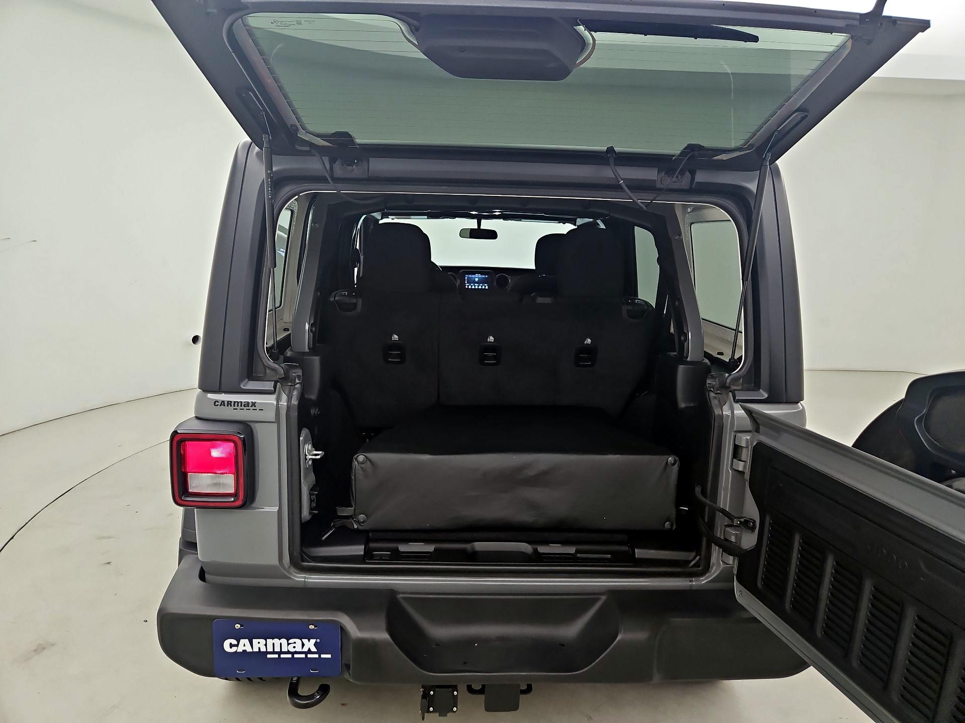 Thumbnail: 2021 Jeep Wrangler - 20