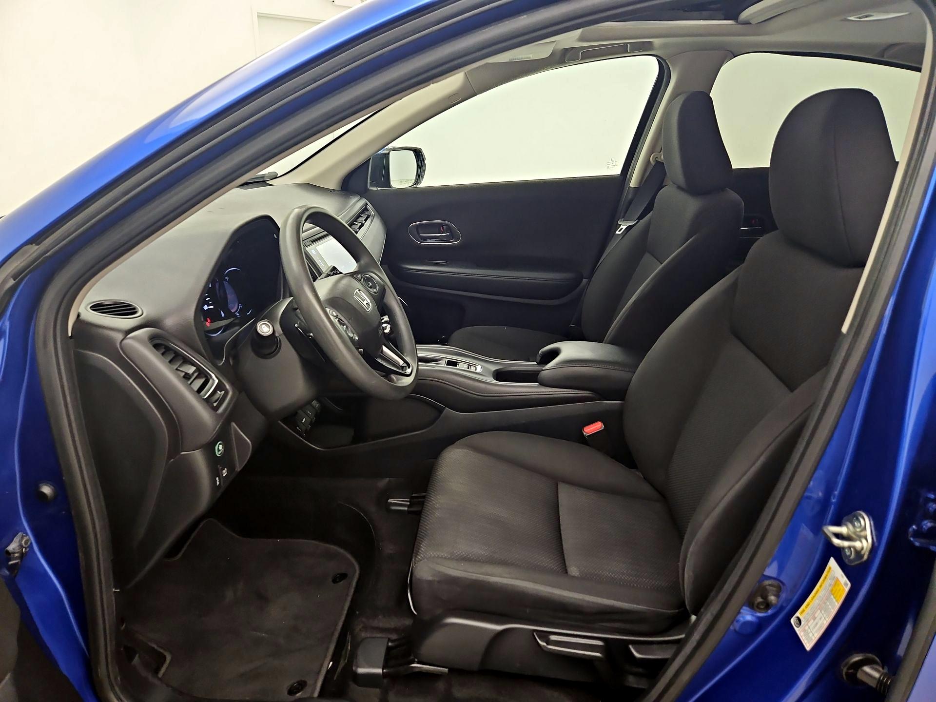 Thumbnail: 2018 Honda HR-V - 11