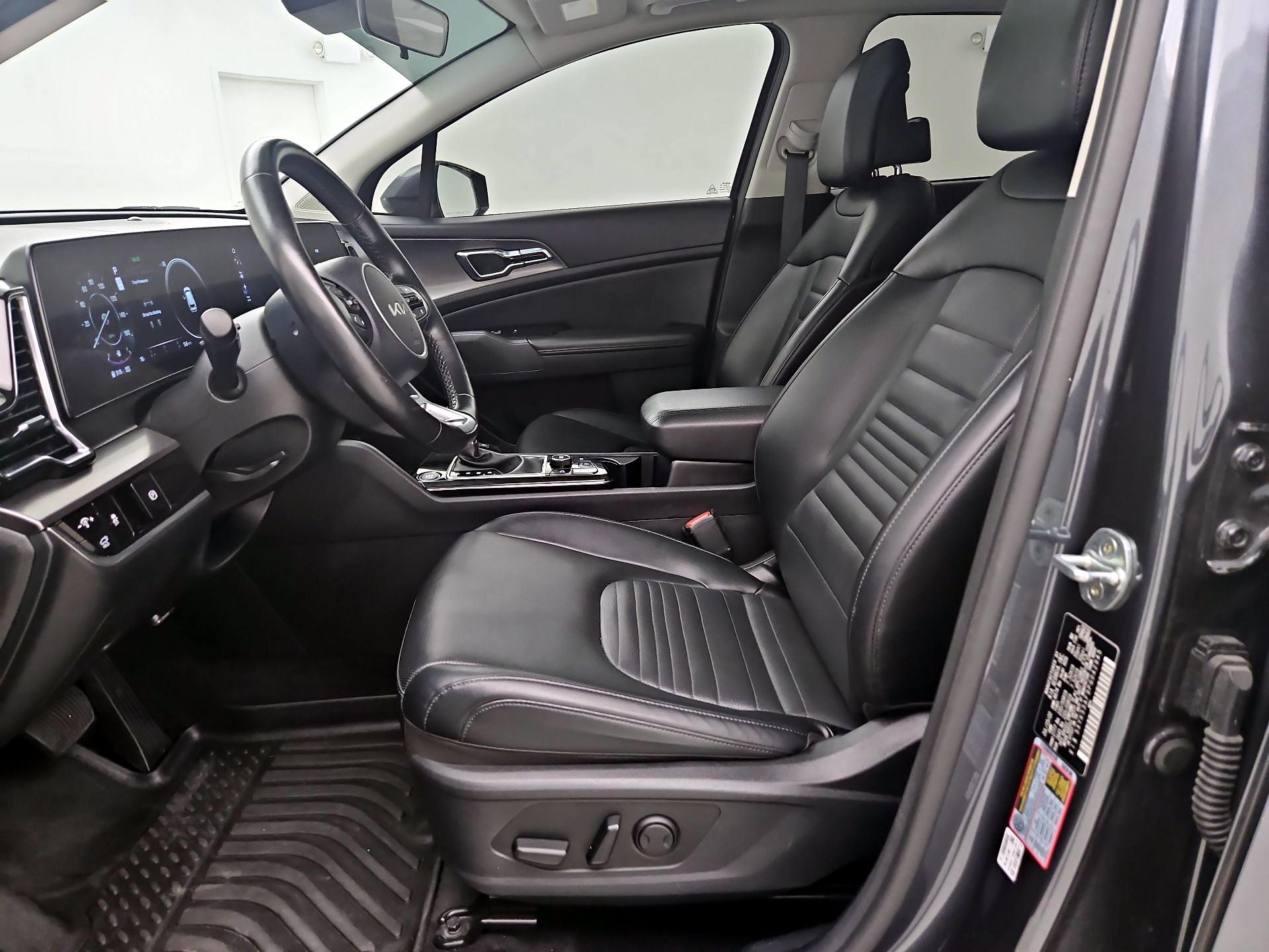 Thumbnail: 2023 Kia Sportage - 11