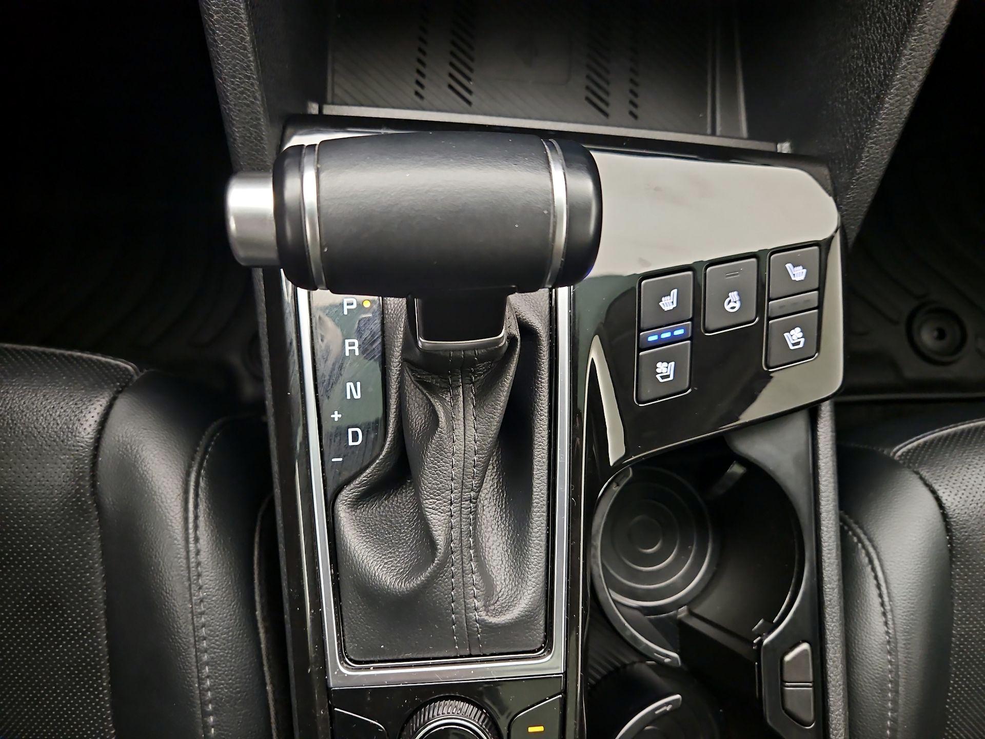 Thumbnail: 2023 Kia Sportage - 18