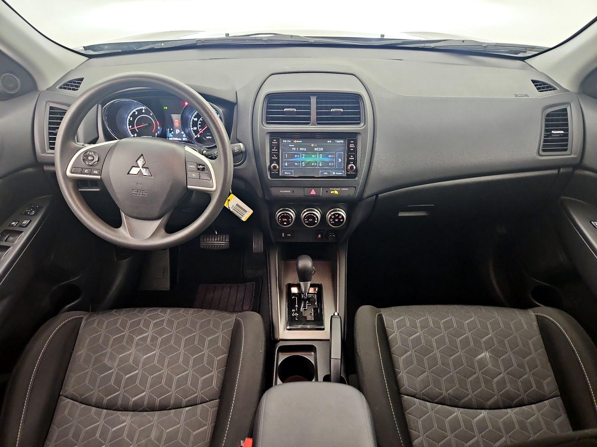 Thumbnail: 2021 Mitsubishi Outlander Sport - 9