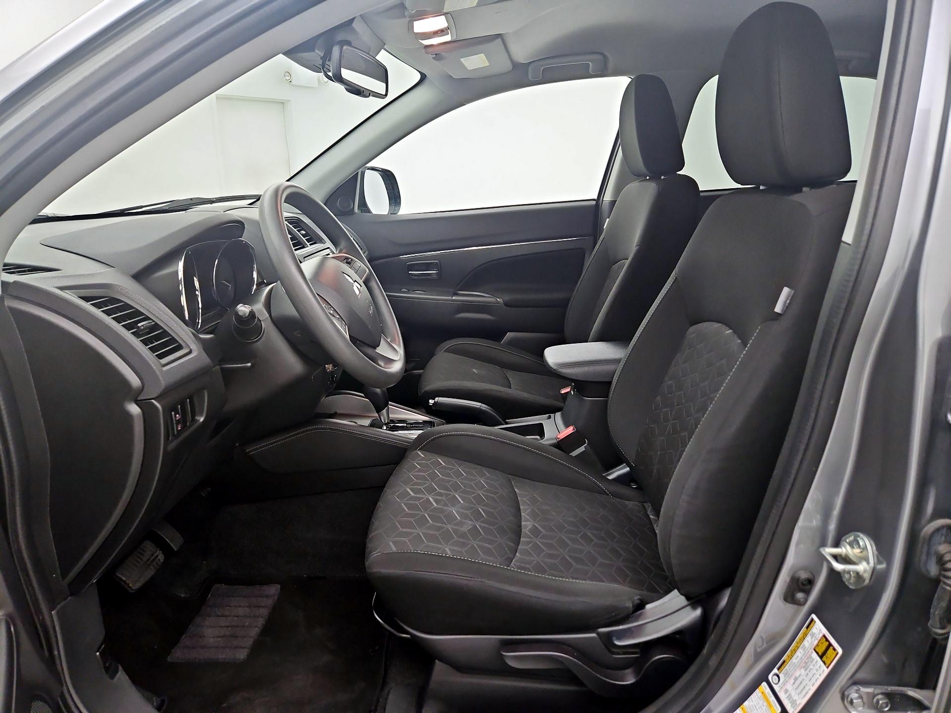 Thumbnail: 2021 Mitsubishi Outlander Sport - 11