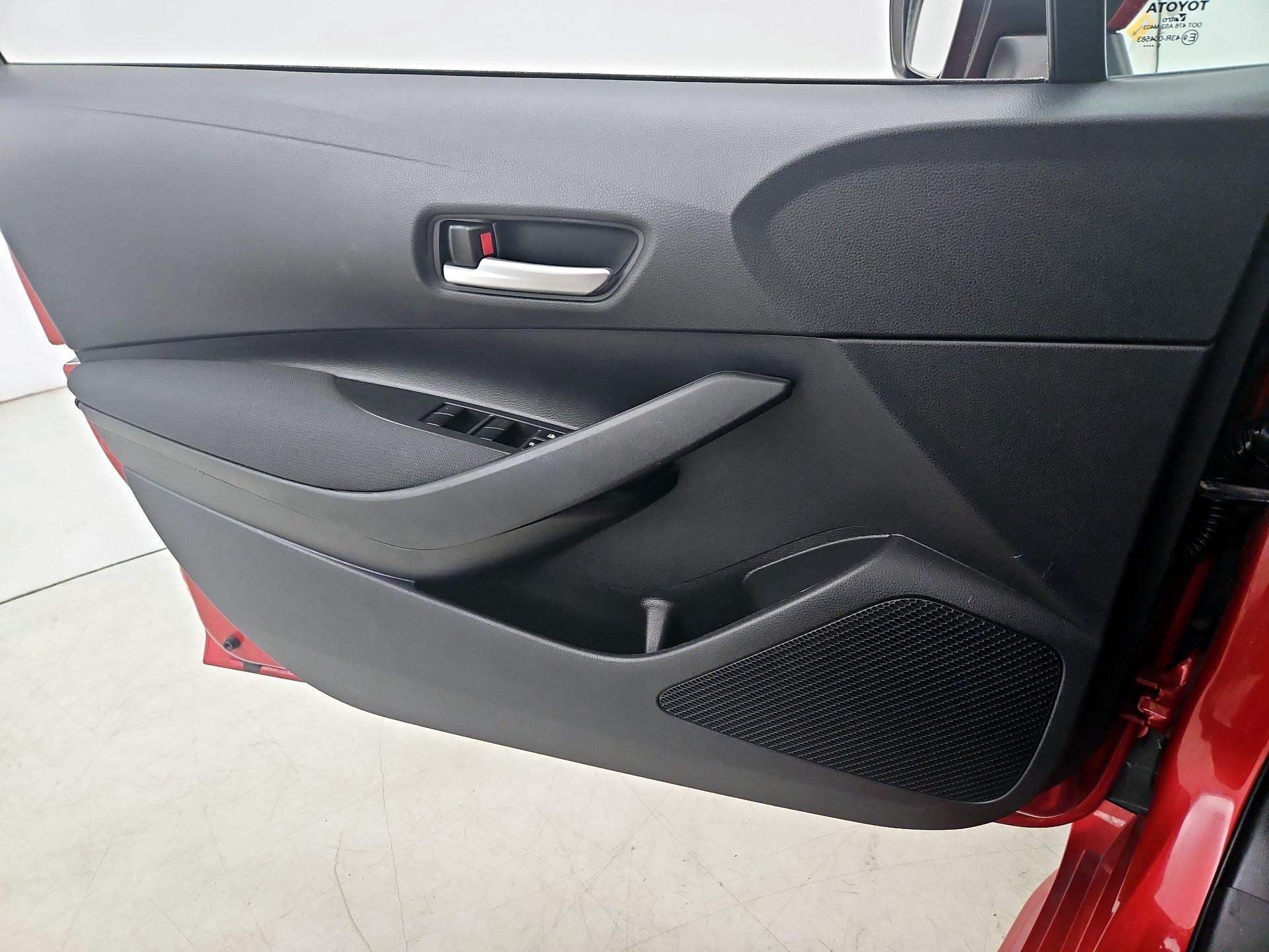 Thumbnail: 2021 Toyota Corolla - 12