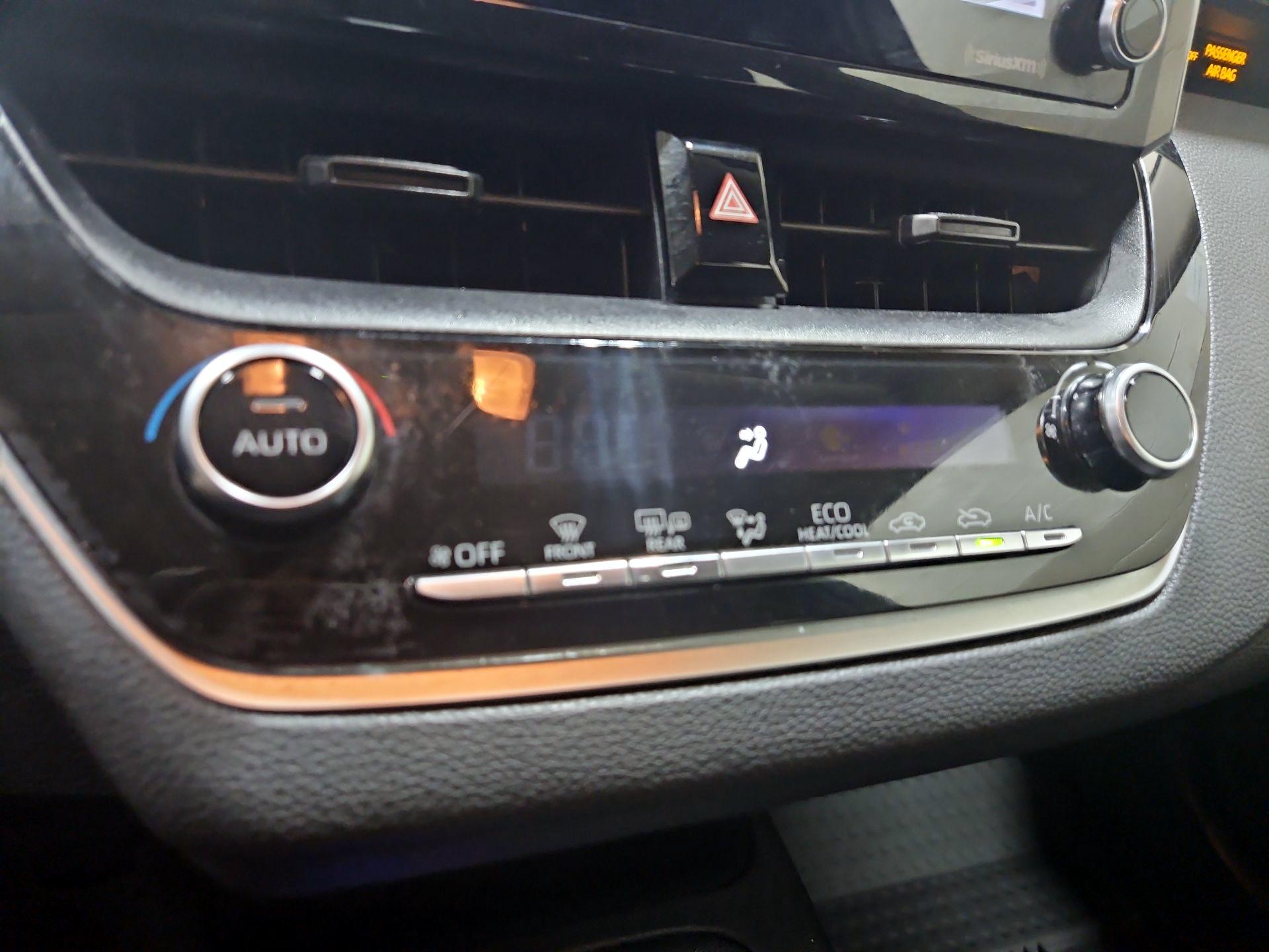 Thumbnail: 2021 Toyota Corolla - 16