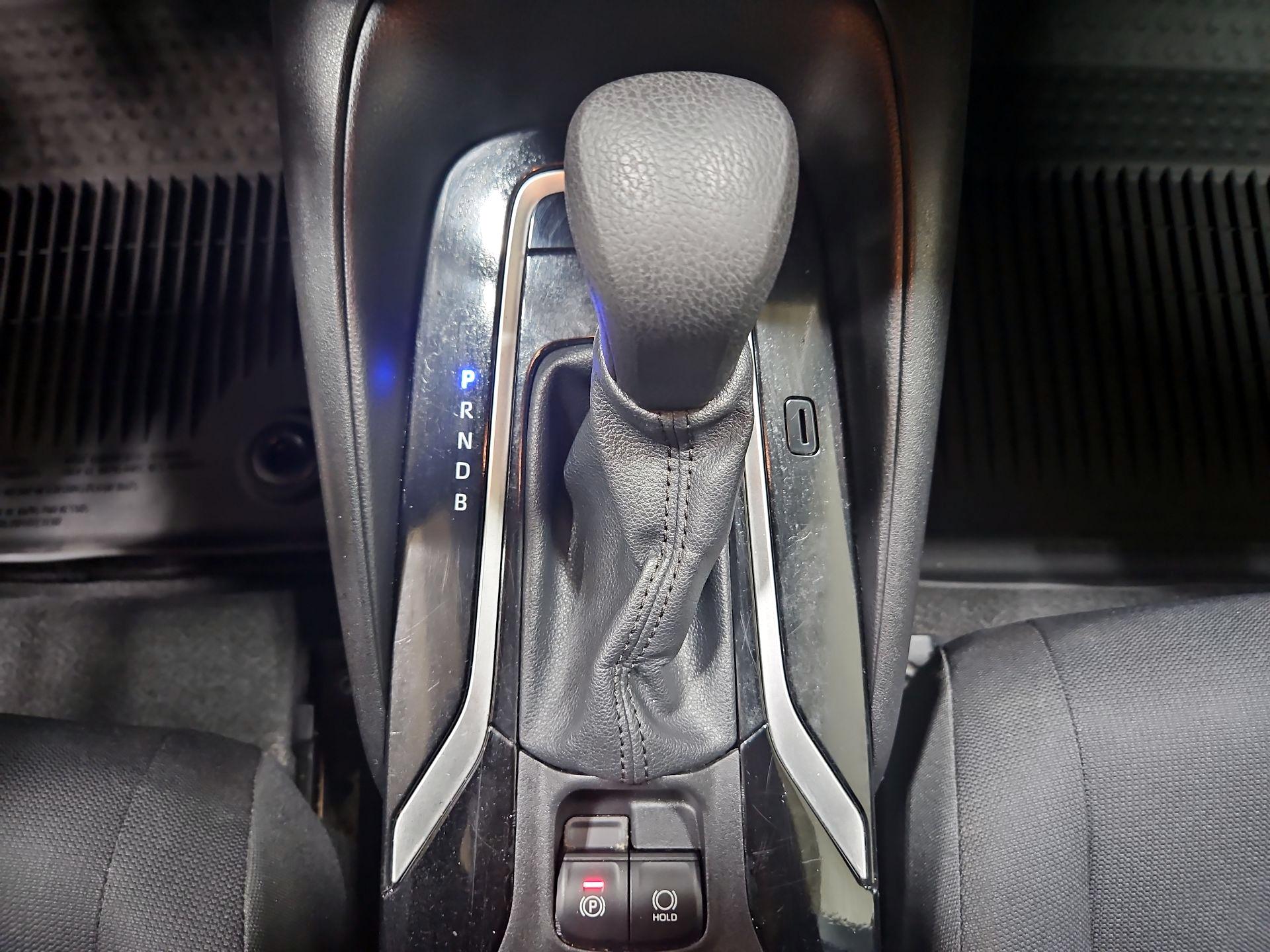 Thumbnail: 2021 Toyota Corolla - 17