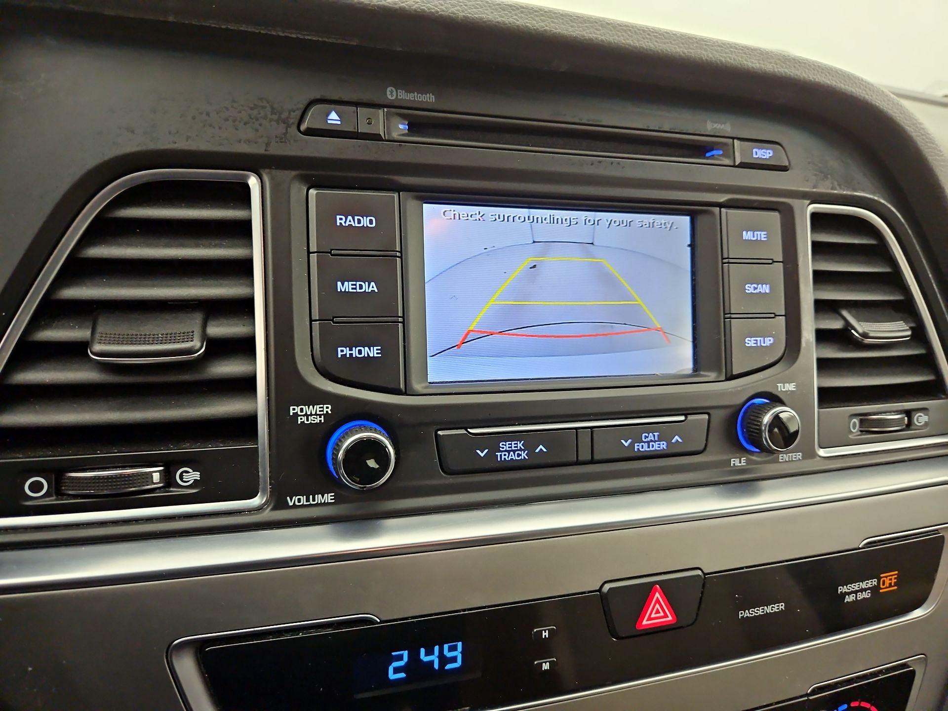 Thumbnail: 2015 Hyundai Sonata - 14