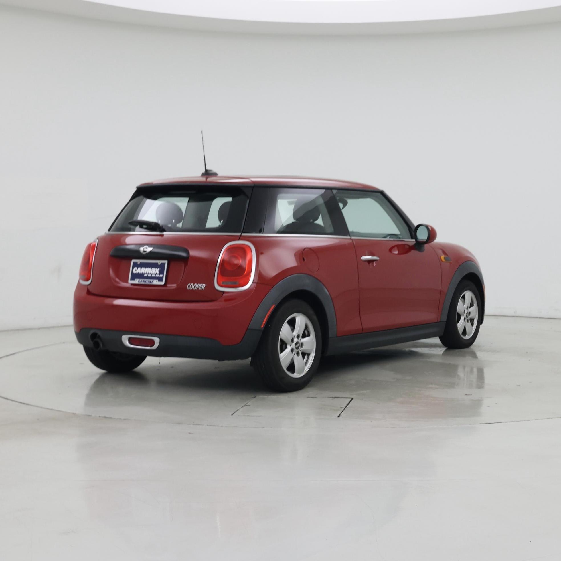 Thumbnail: 2016 MINI Cooper Hardtop - 8