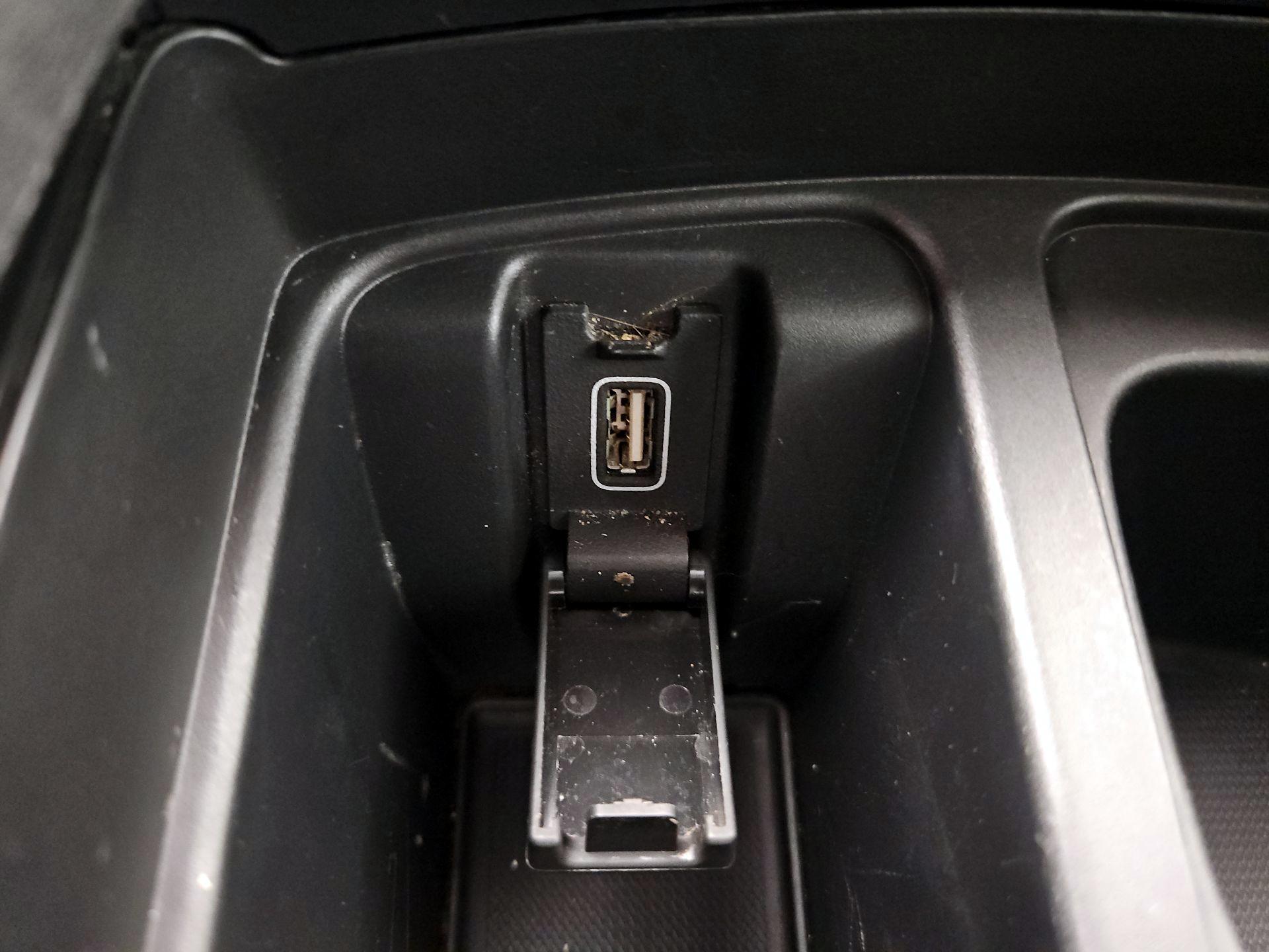 Thumbnail: 2021 Acura RDX - 19