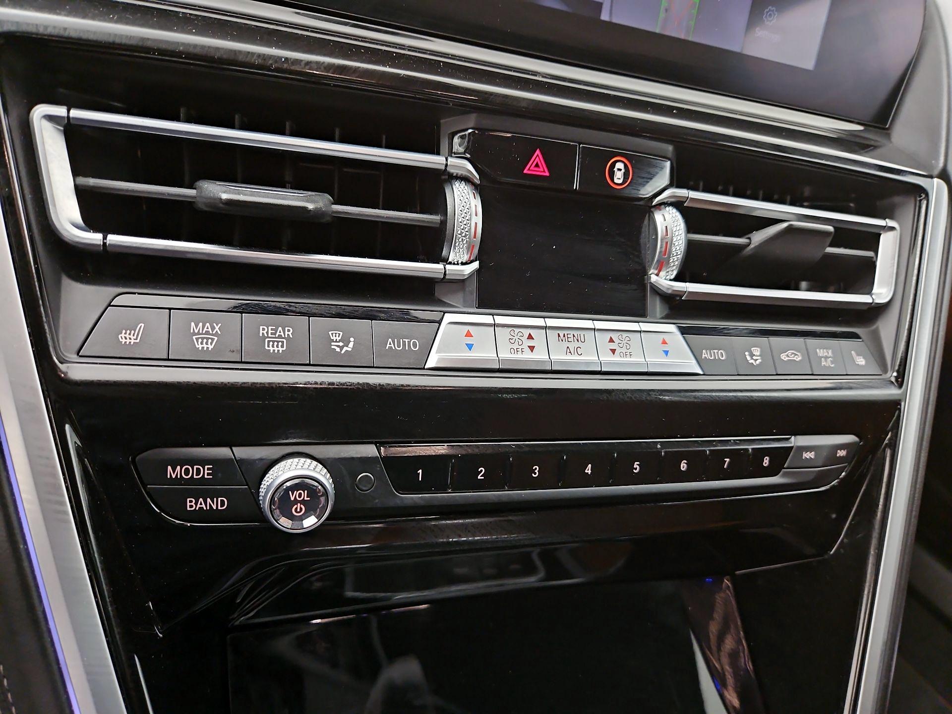 Thumbnail: 2020 BMW 8 Series - 17