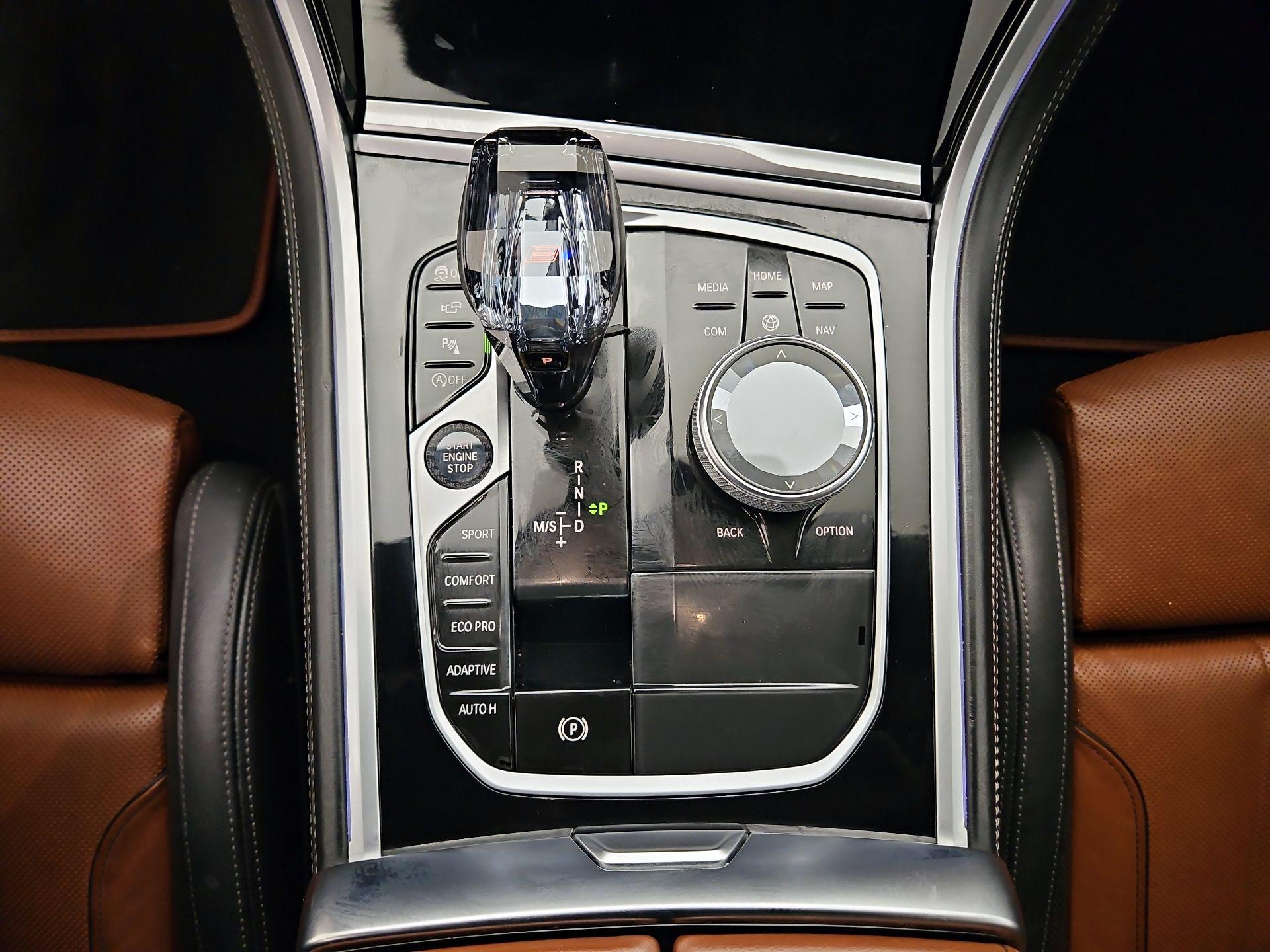 Thumbnail: 2020 BMW 8 Series - 18