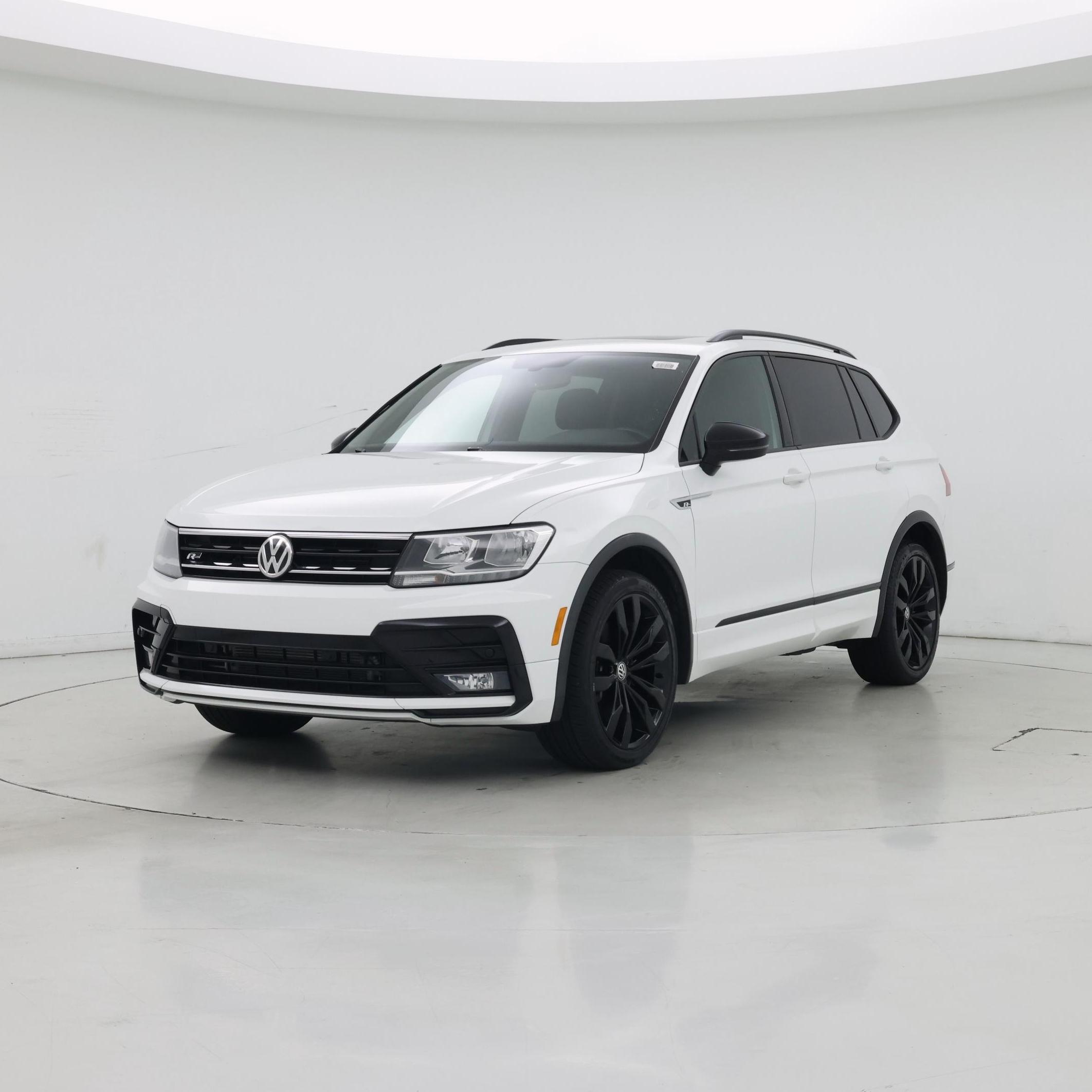Thumbnail: 2021 Volkswagen Tiguan - 4