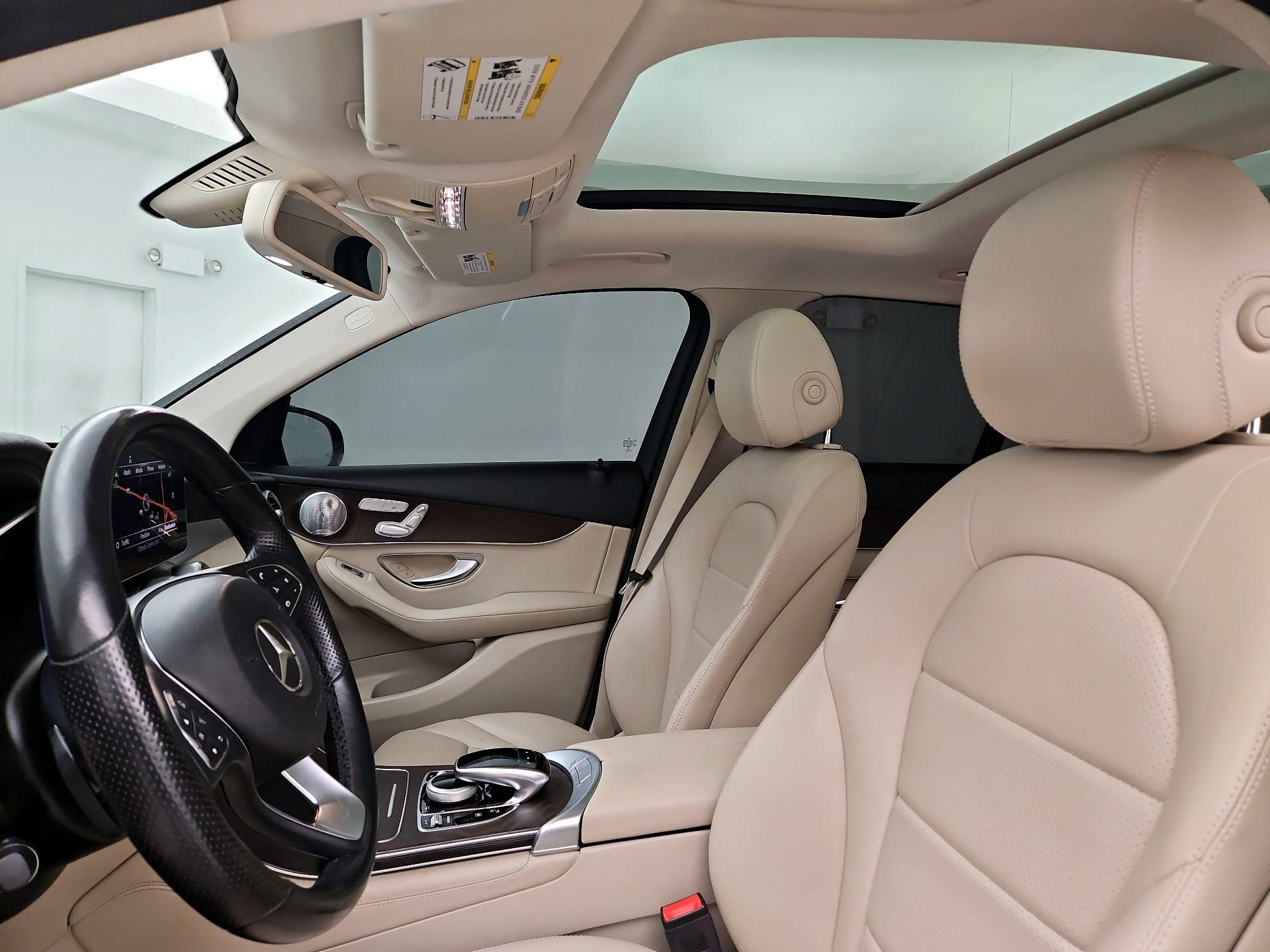 Thumbnail: 2019 Mercedes-Benz GLC - 20