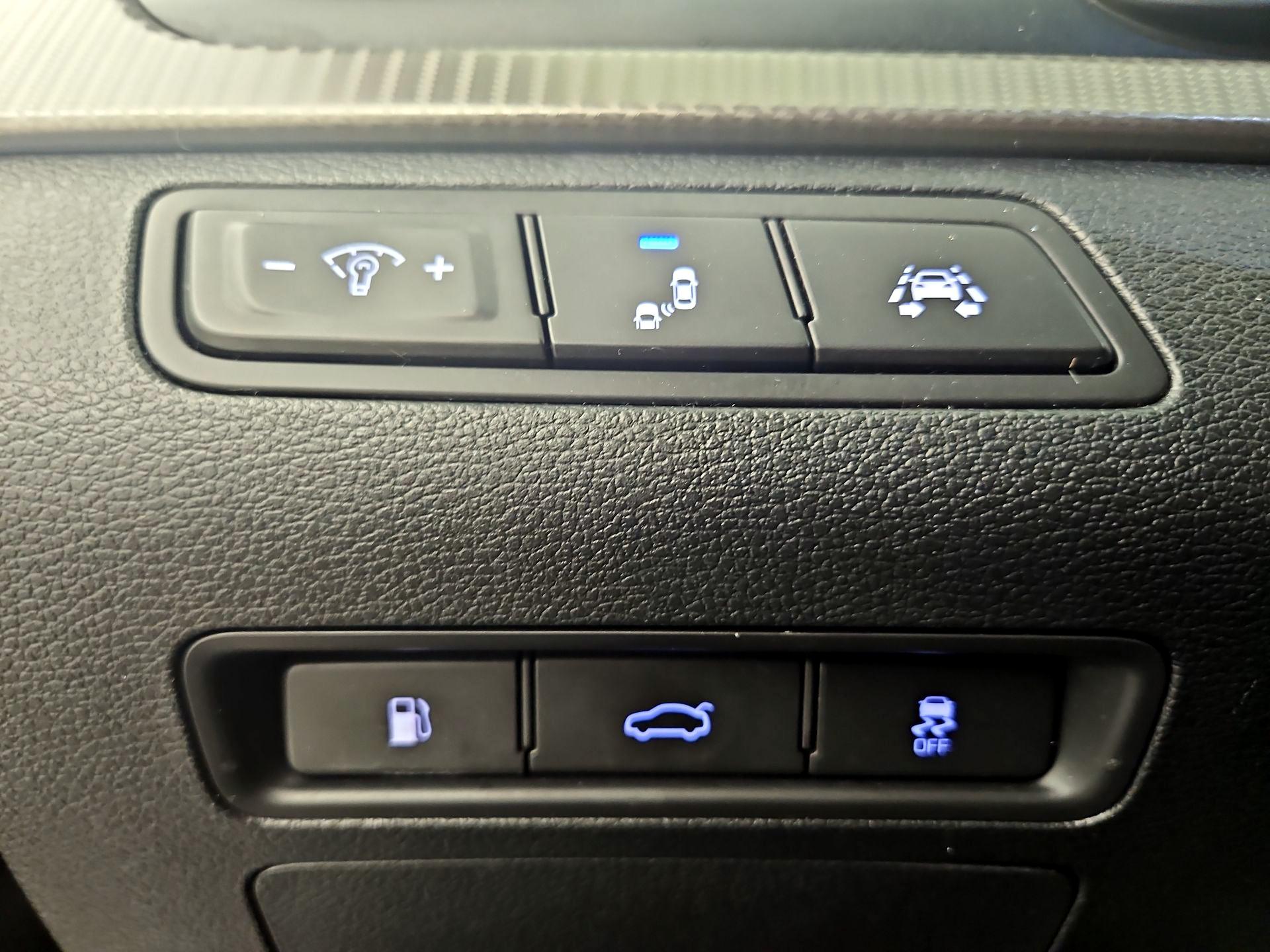 Thumbnail: 2019 Hyundai Sonata - 13